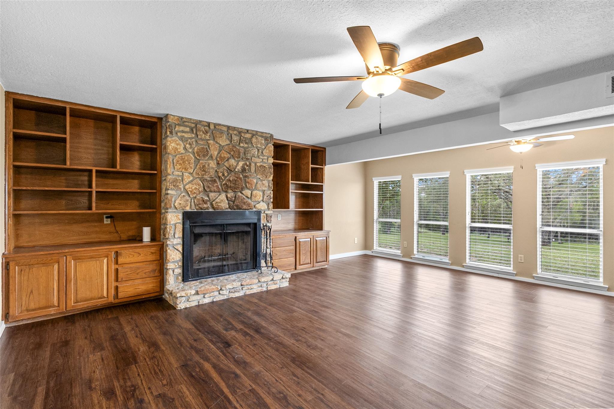 100 Vista Hermosa, Burnet, TX 78611