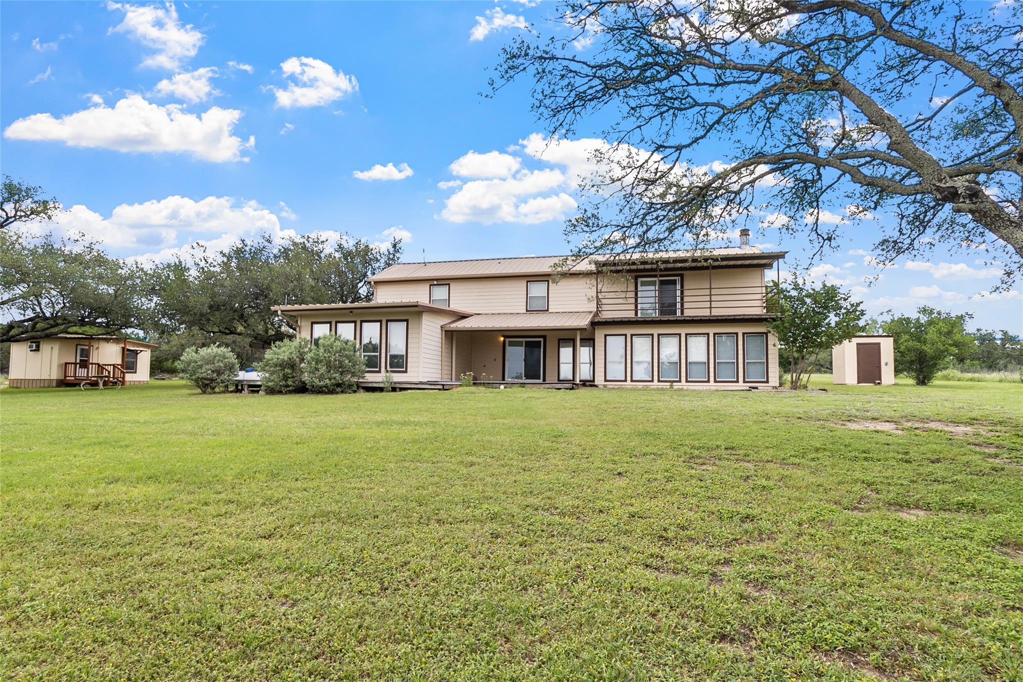 100 Vista Hermosa, Burnet, TX 78611