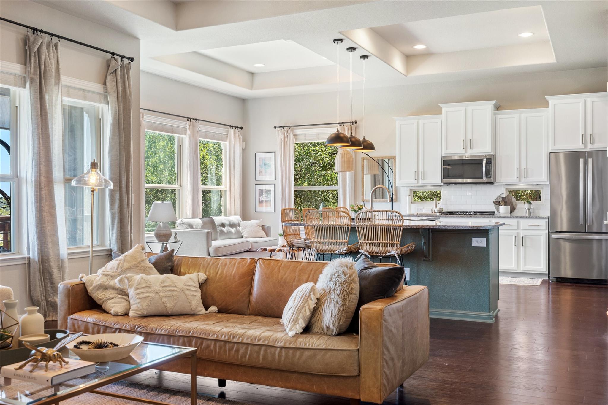 22104 Verbena Pkwy, Spicewood, TX 78669