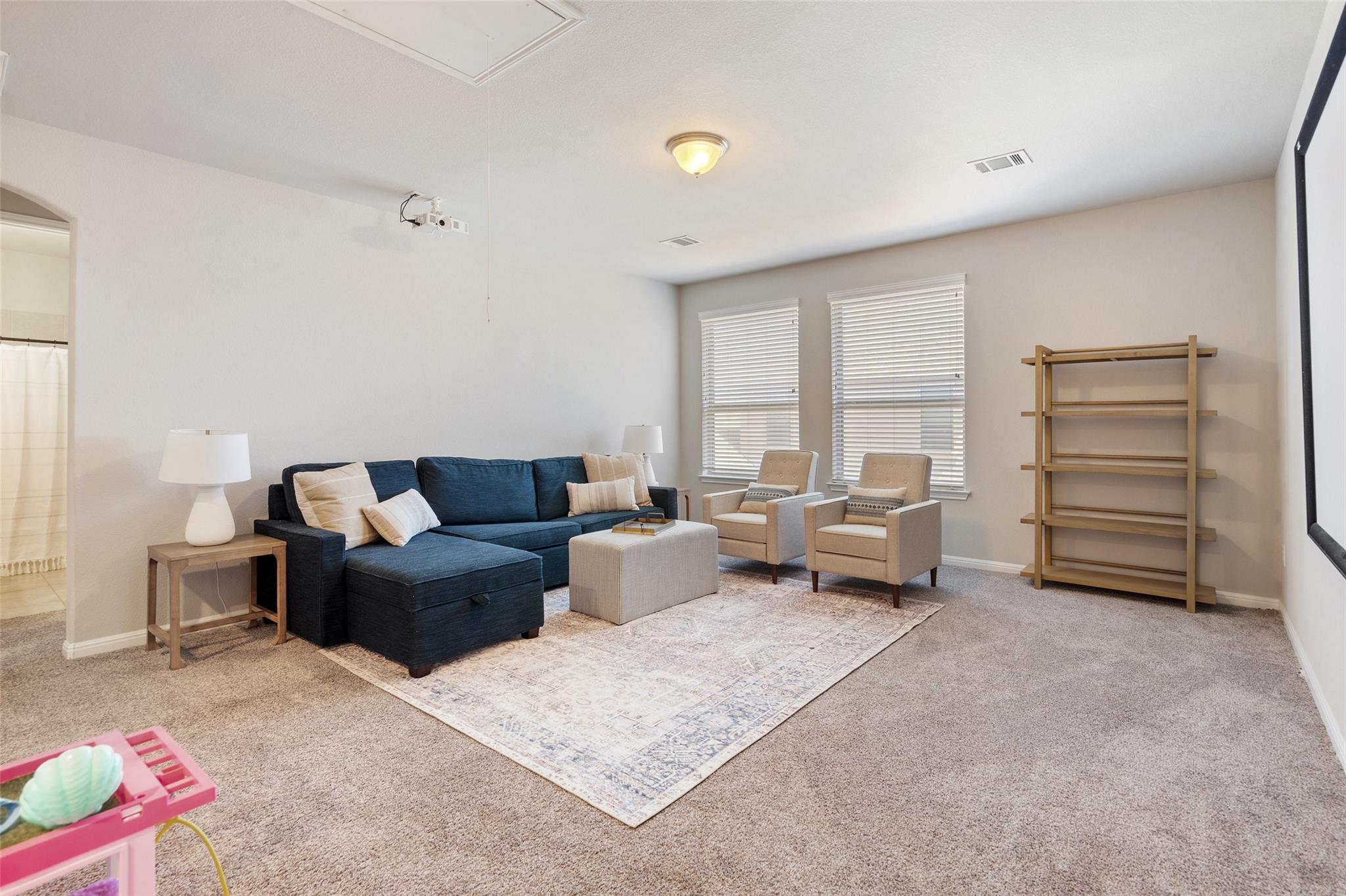 22104 Verbena Pkwy, Spicewood, TX 78669
