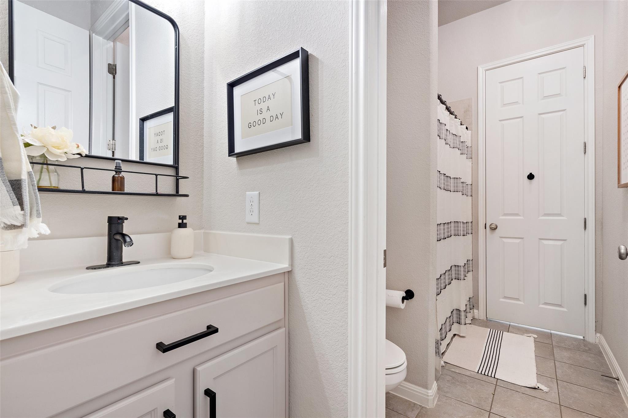 22104 Verbena Pkwy, Spicewood, TX 78669