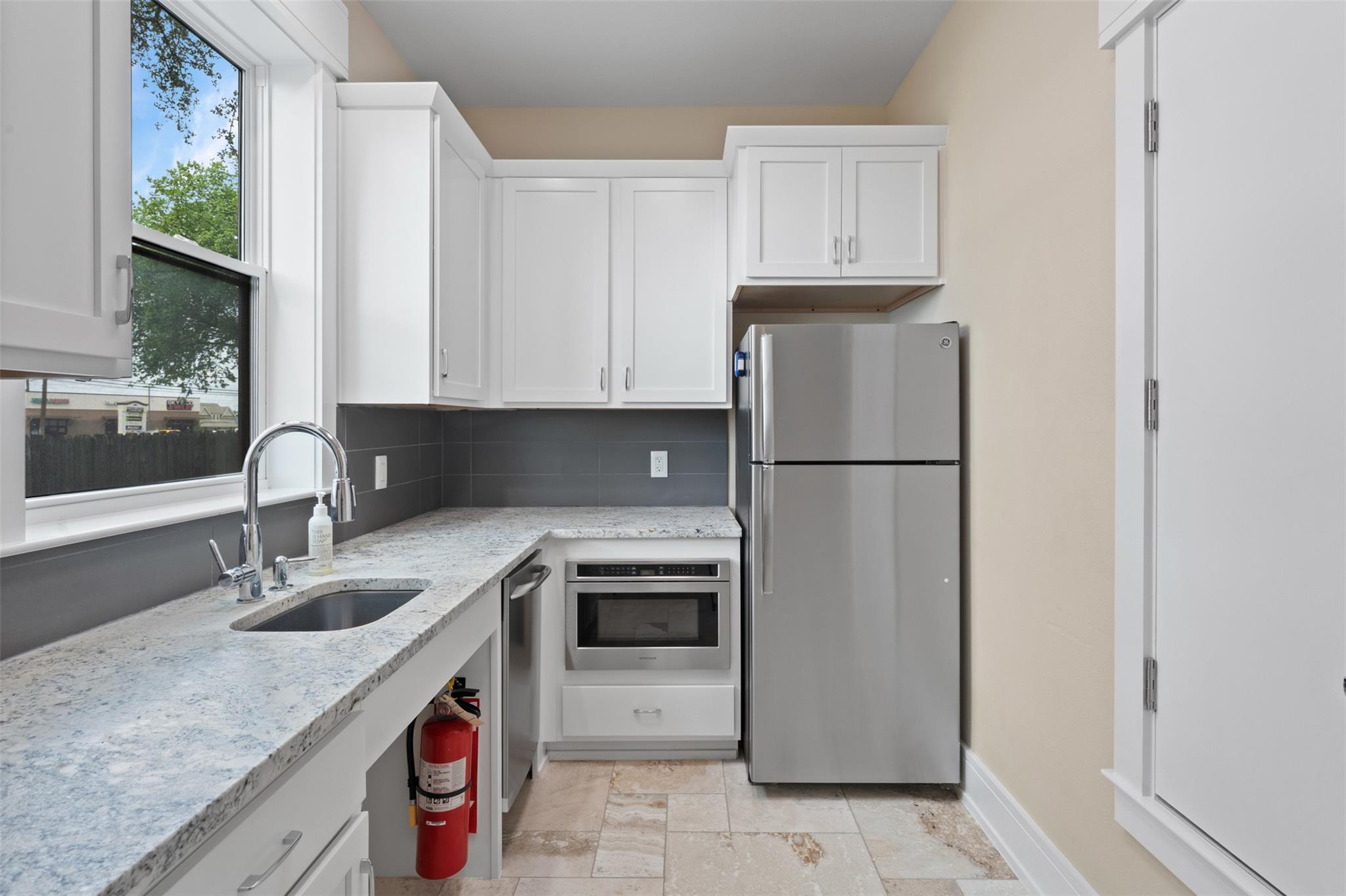 1206 Hart St, Georgetown, TX 78626
