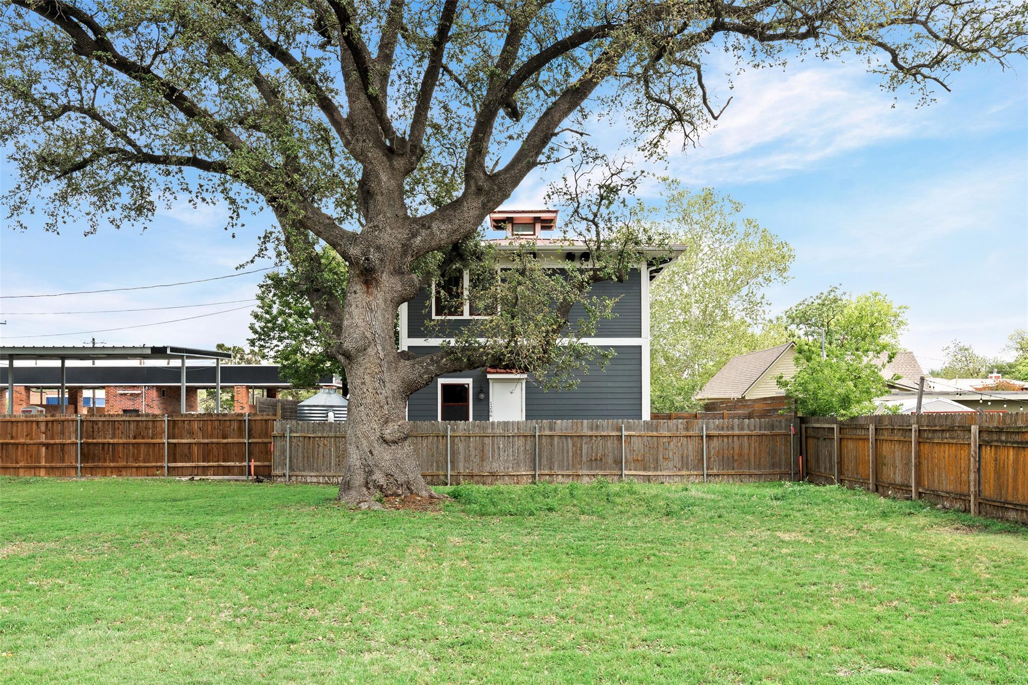 1206 Hart St, Georgetown, TX 78626