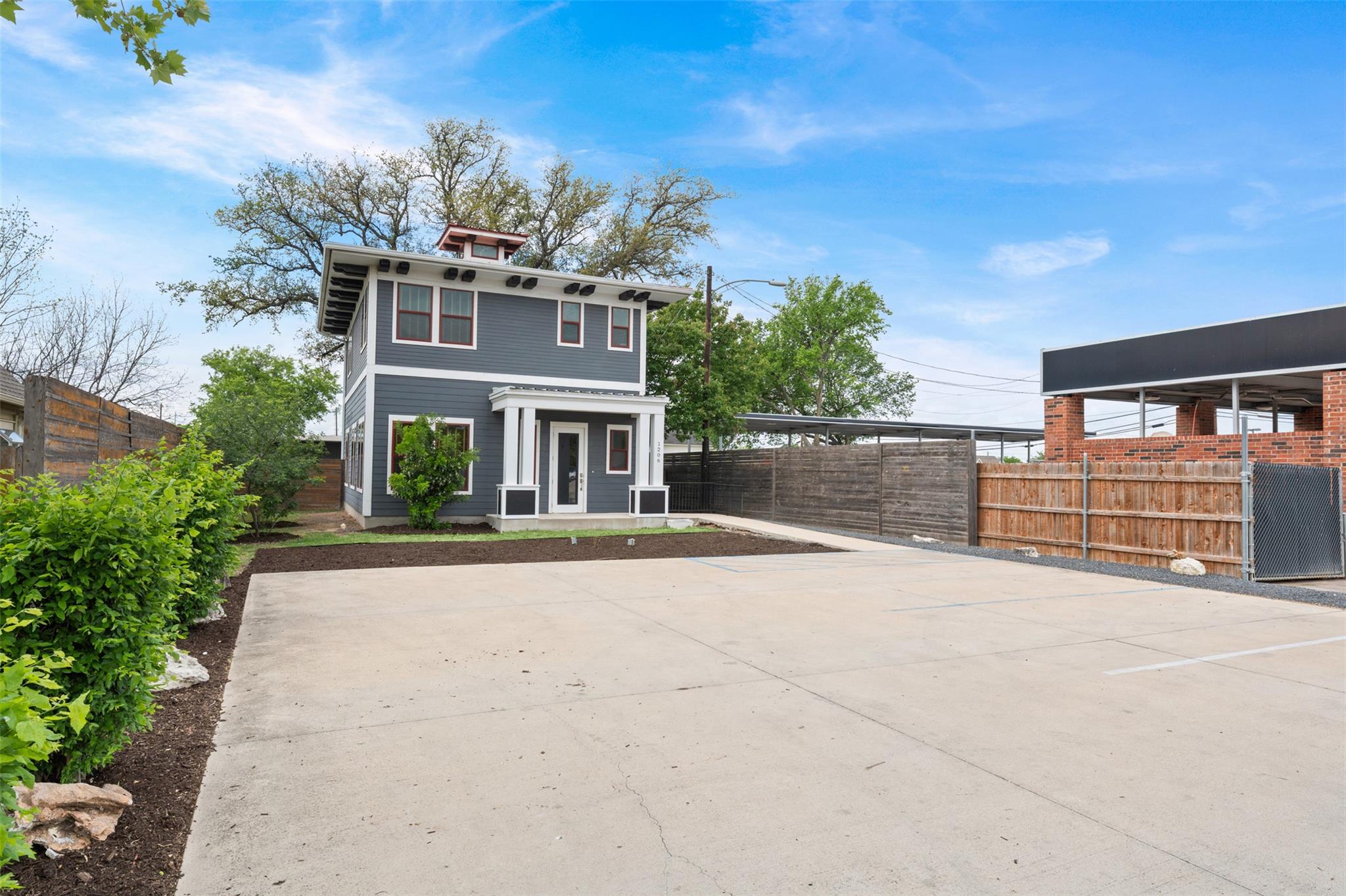 1206 Hart St, Georgetown, TX 78626