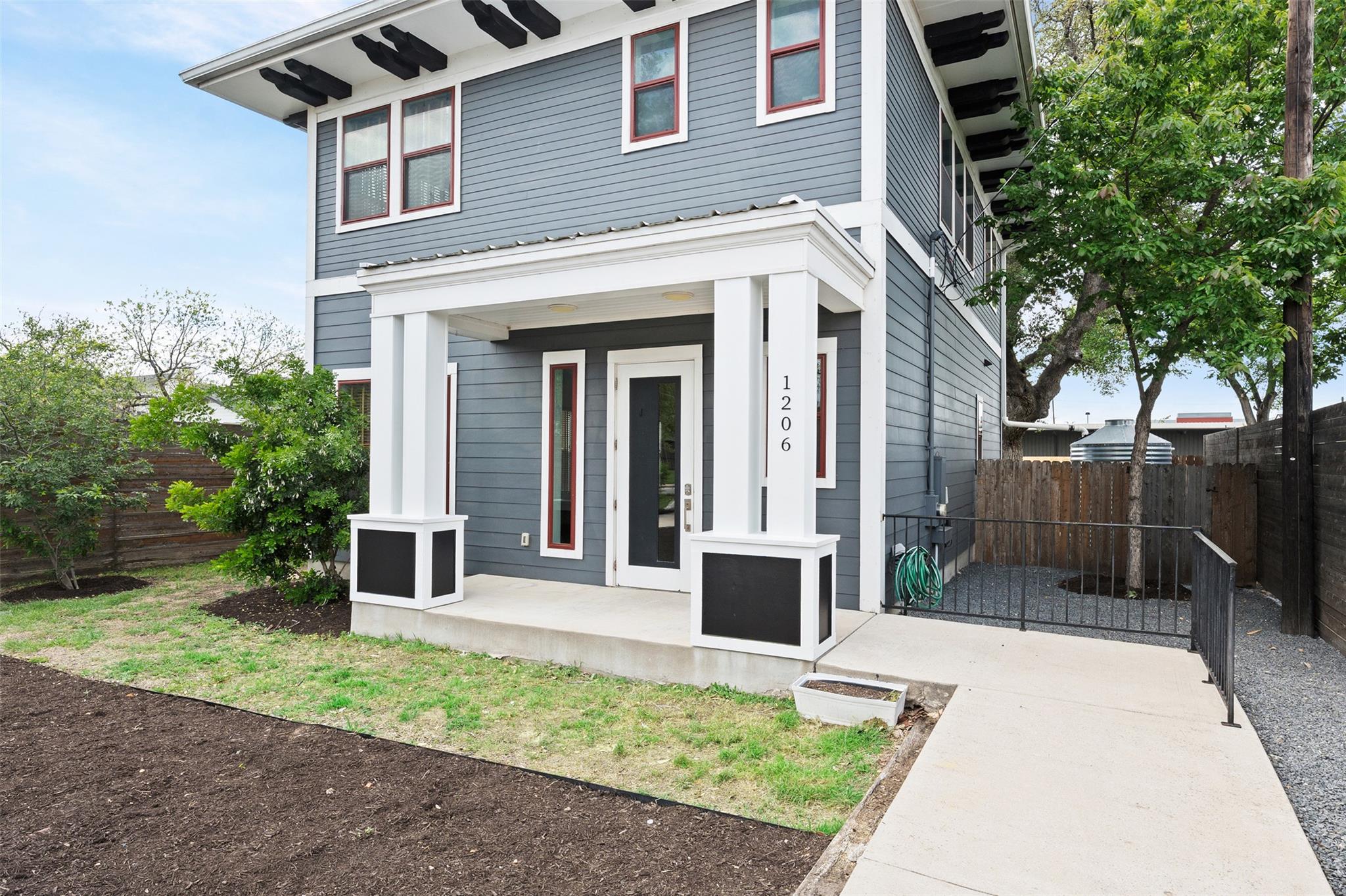 1206 Hart St, Georgetown, TX 78626
