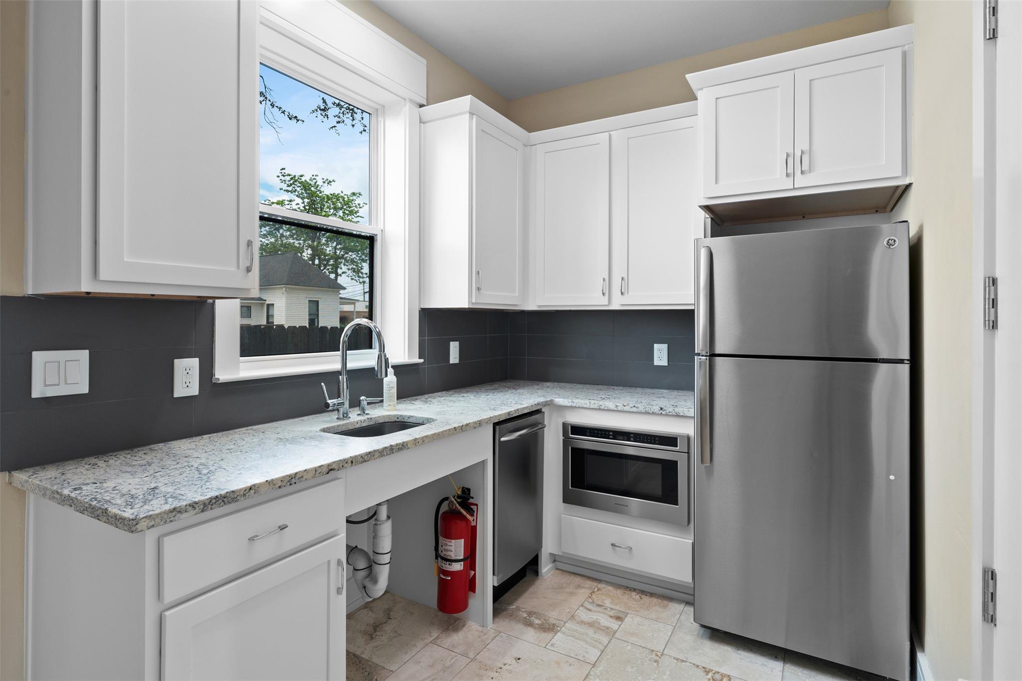 1206 Hart St, Georgetown, TX 78626