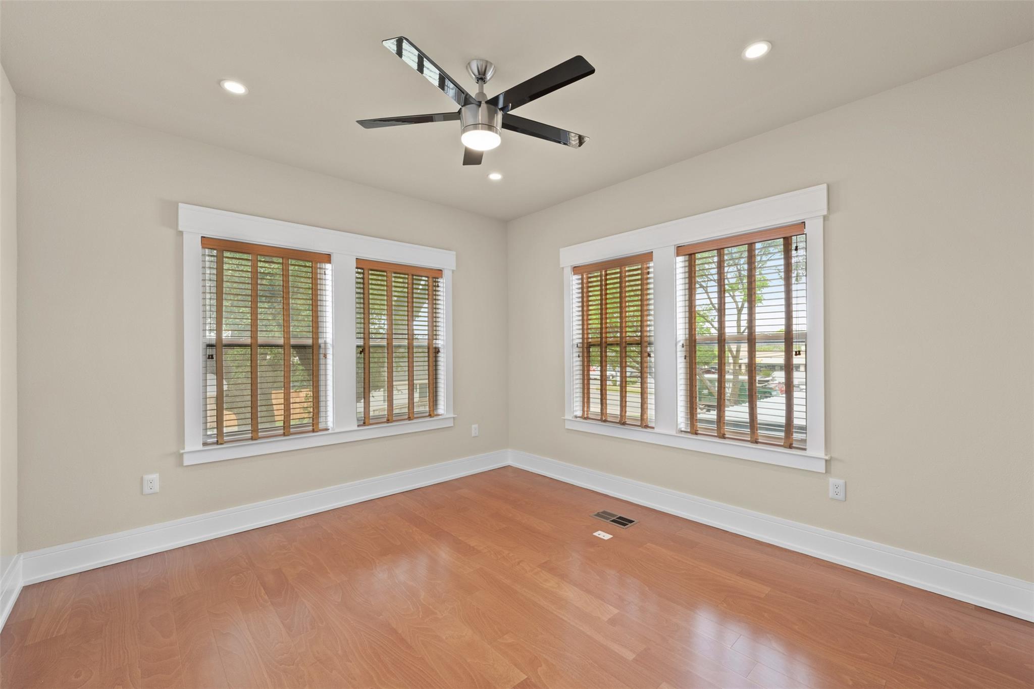 1206 Hart St, Georgetown, TX 78626