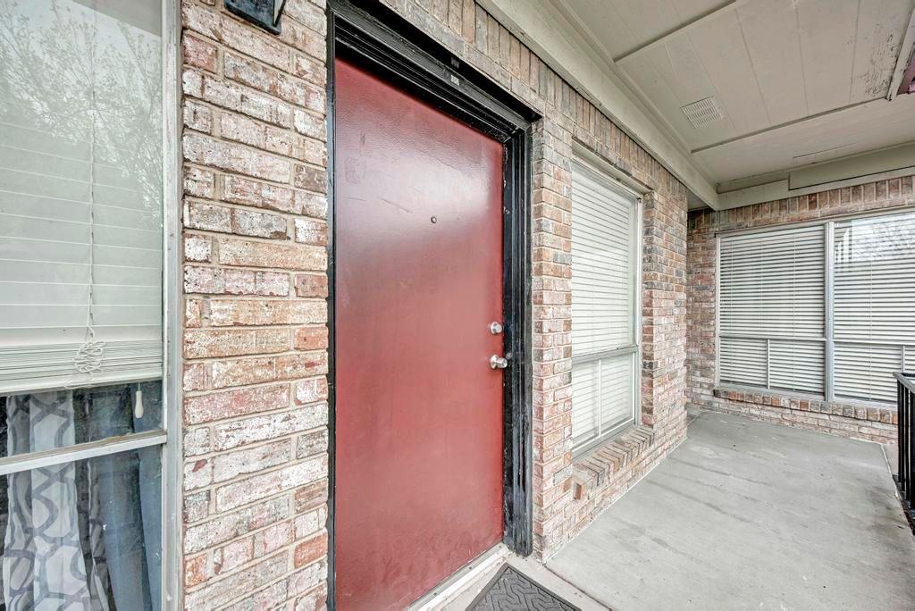 2207 Leon St # 202, Austin, TX 78705