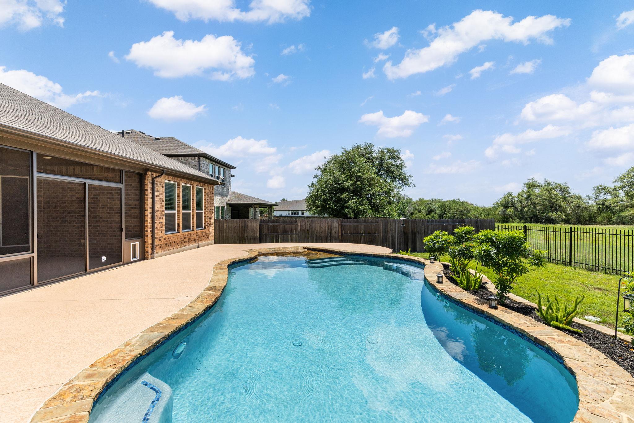246 Toyah Dr, Dripping Springs, TX 78620