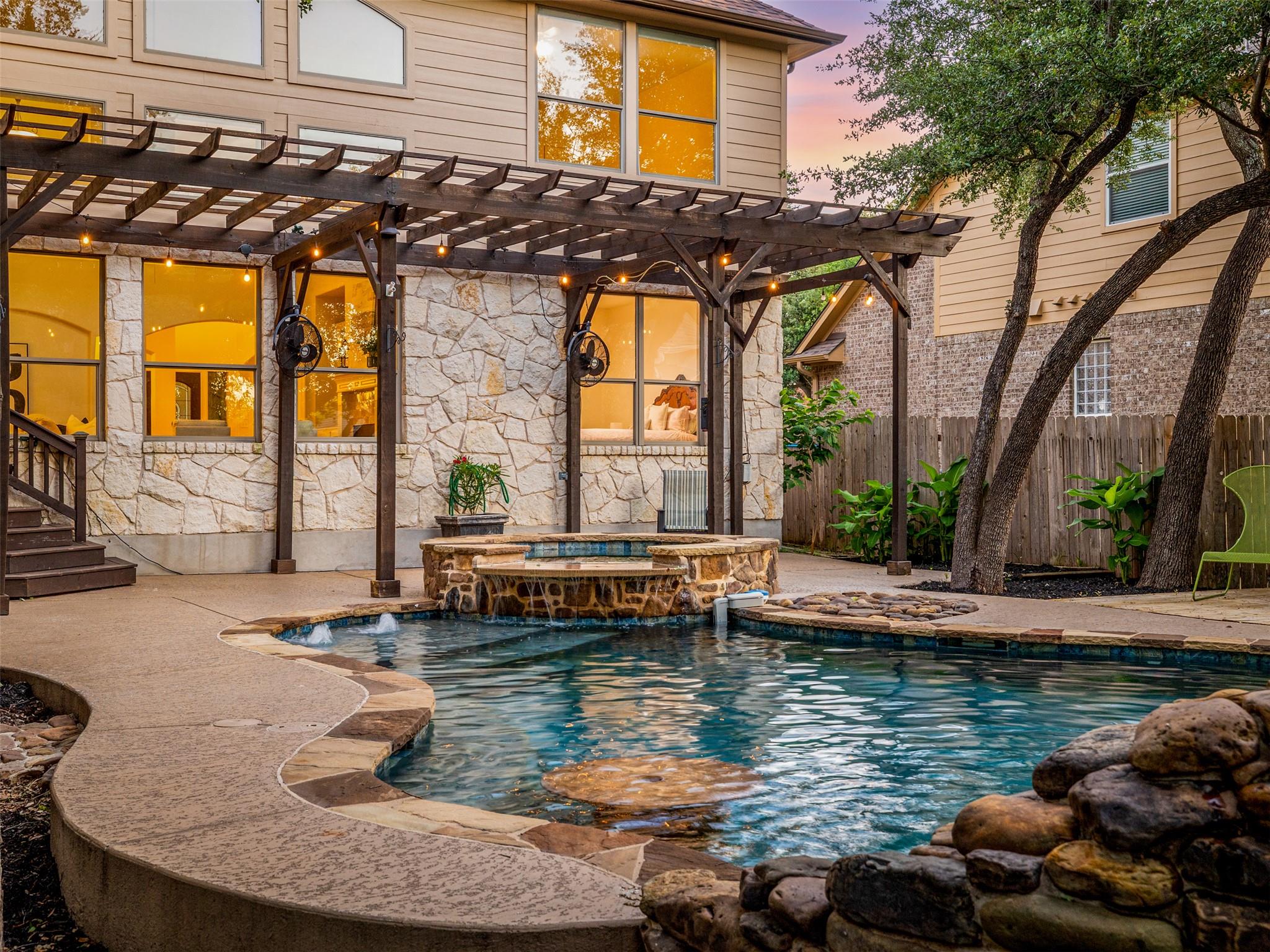 2709 Deep River Cir, Round Rock, TX 78665