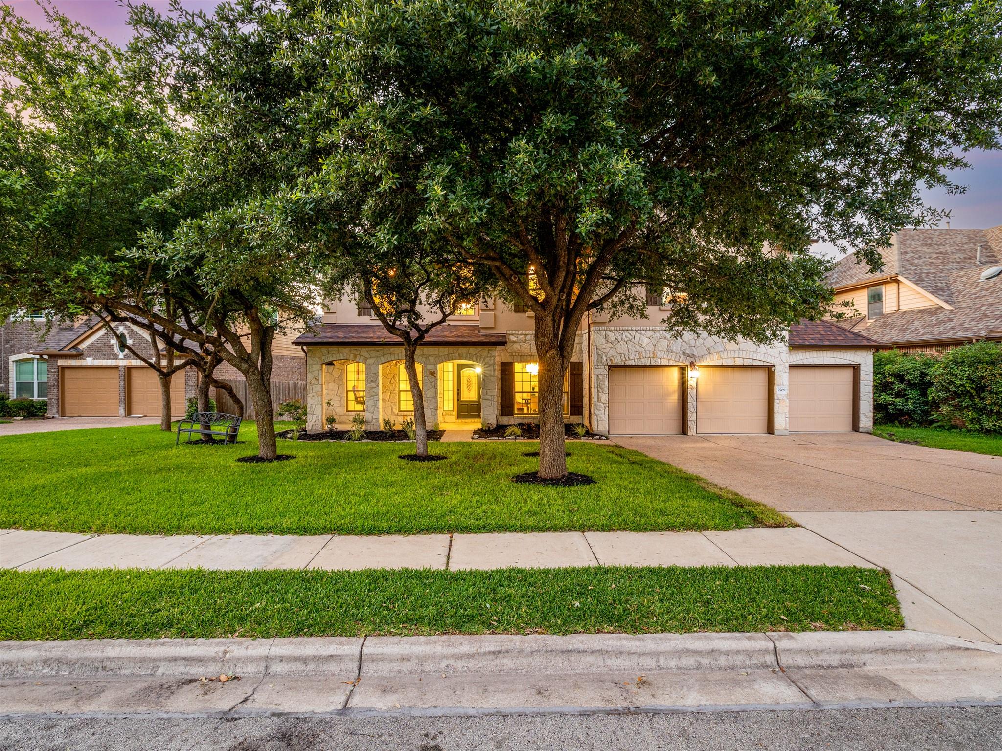 2709 Deep River Cir, Round Rock, TX 78665