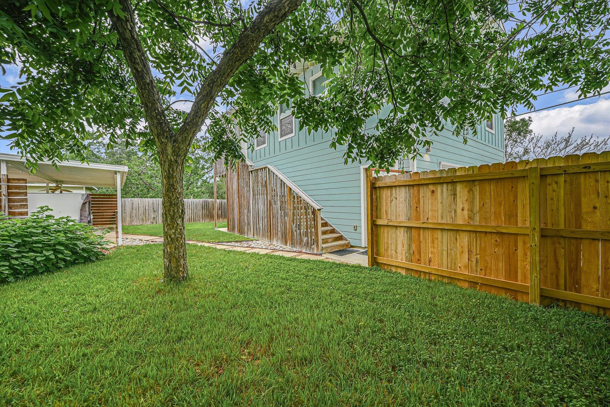 1500 Villanova Dr, Austin, TX 78757