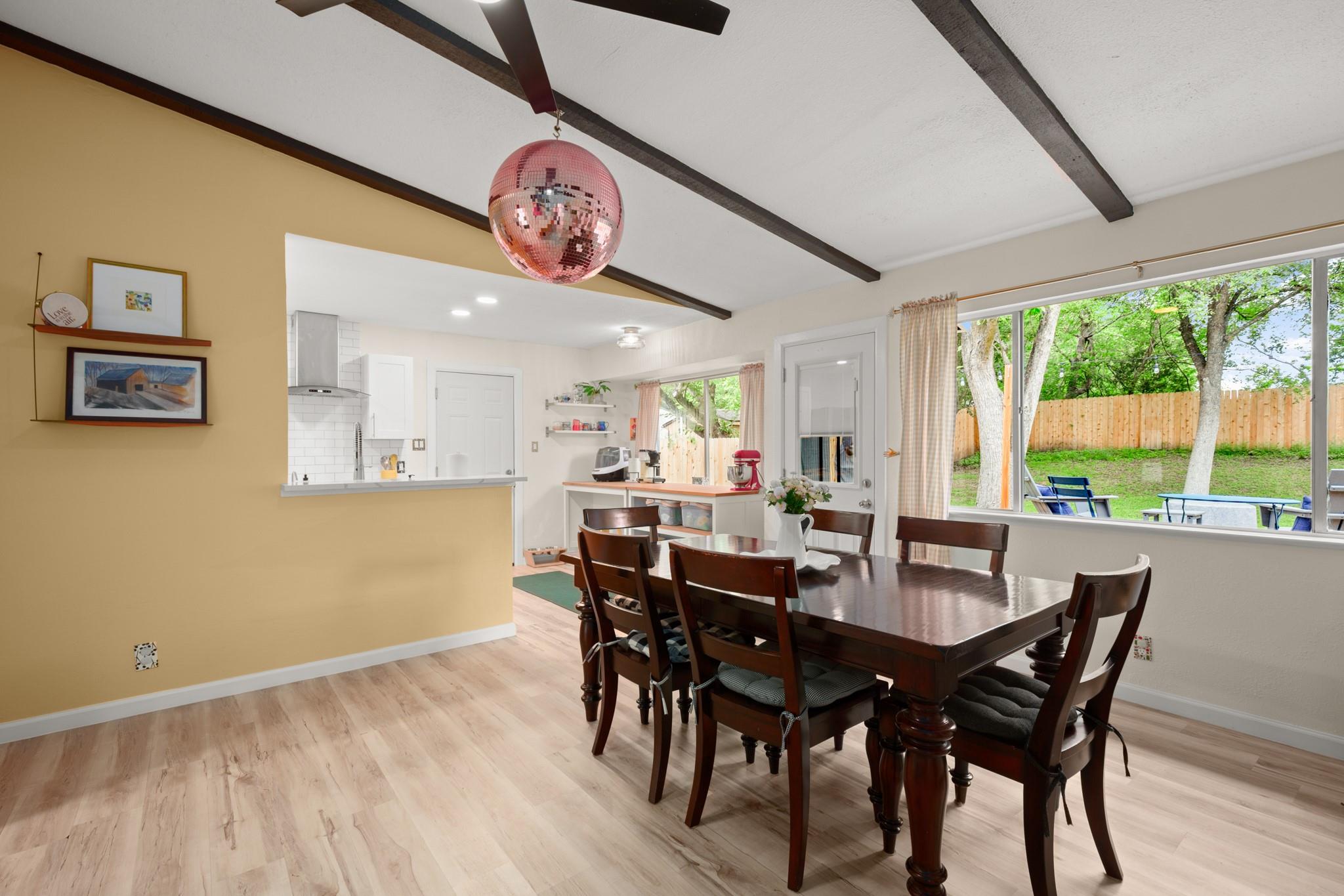5212 Provencial Dr, Austin, TX 78724