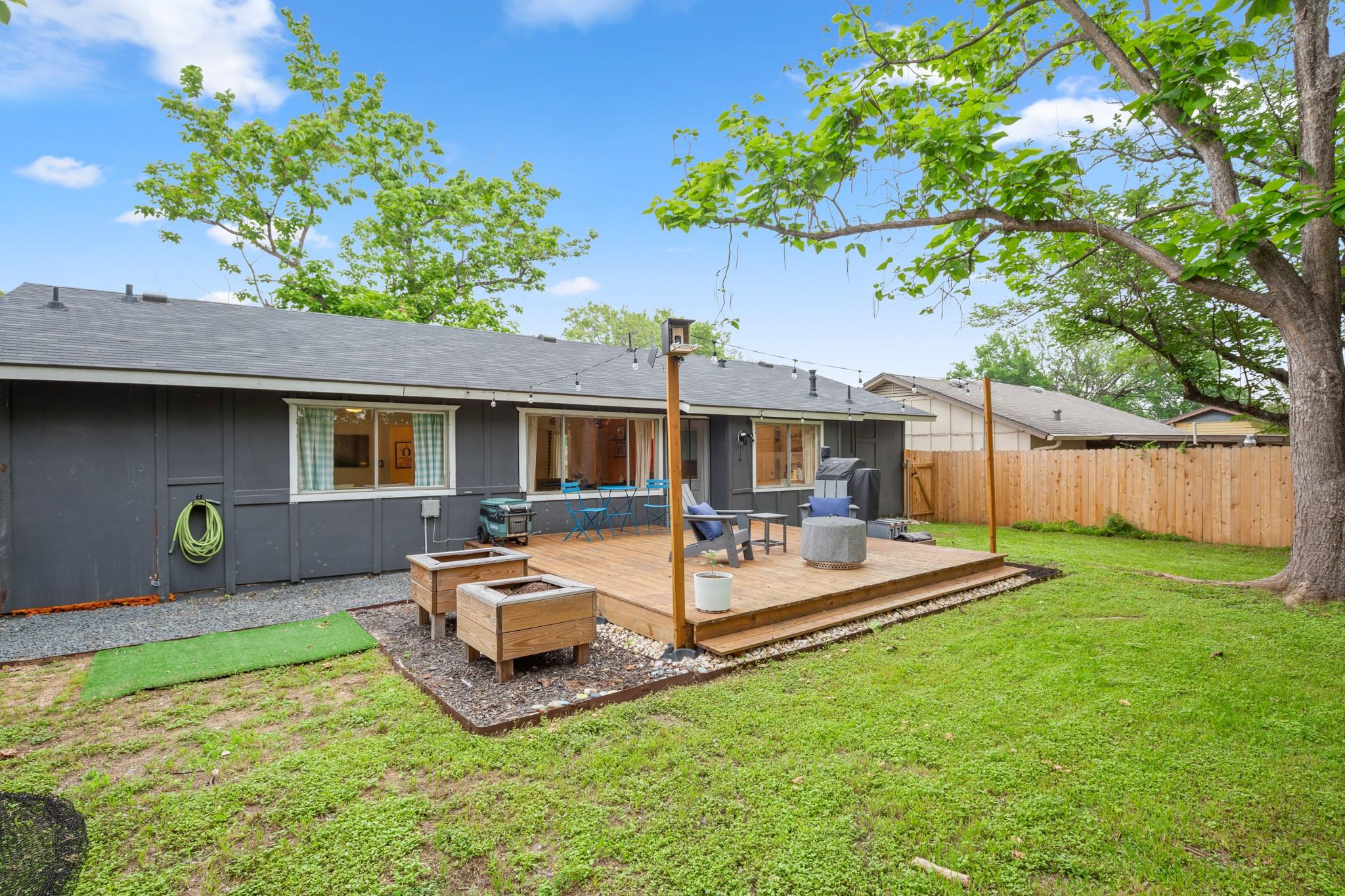5212 Provencial Dr, Austin, TX 78724