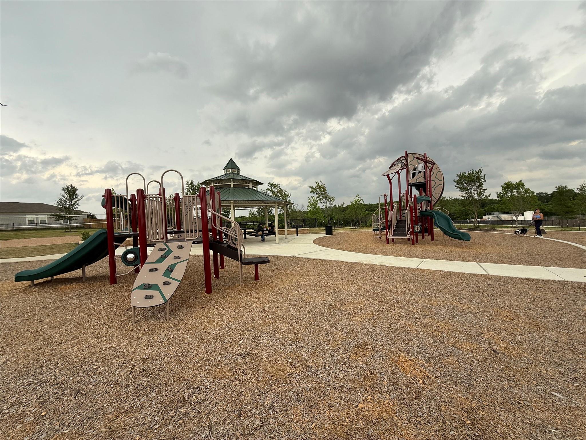 165 Kyanite Dr, Maxwell, TX 78656