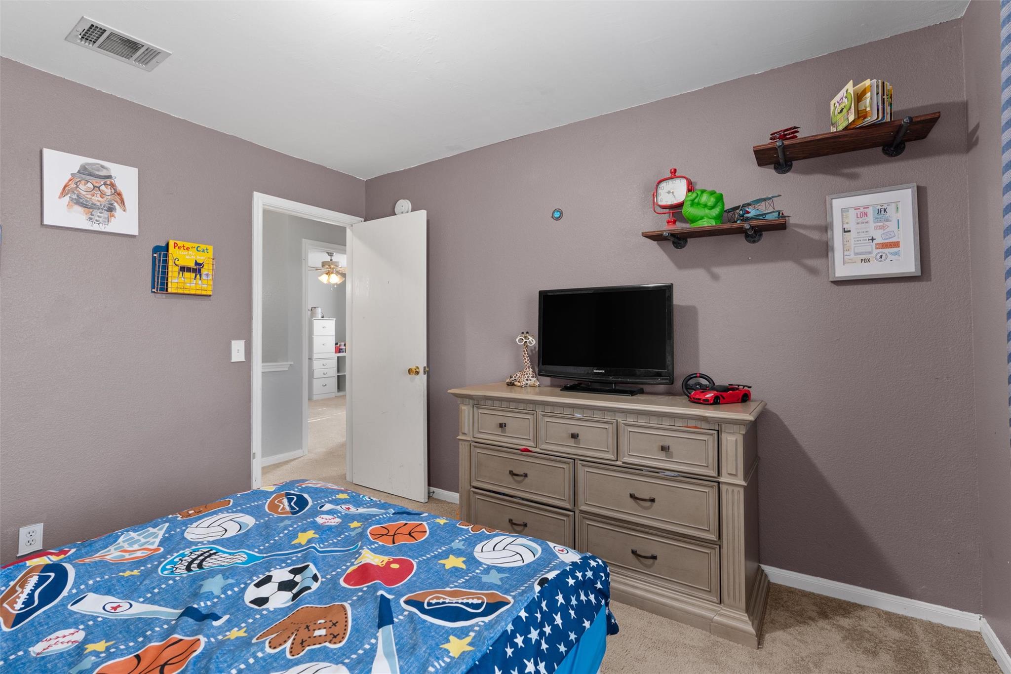 372 Tobin Dr, Buda, TX 78610