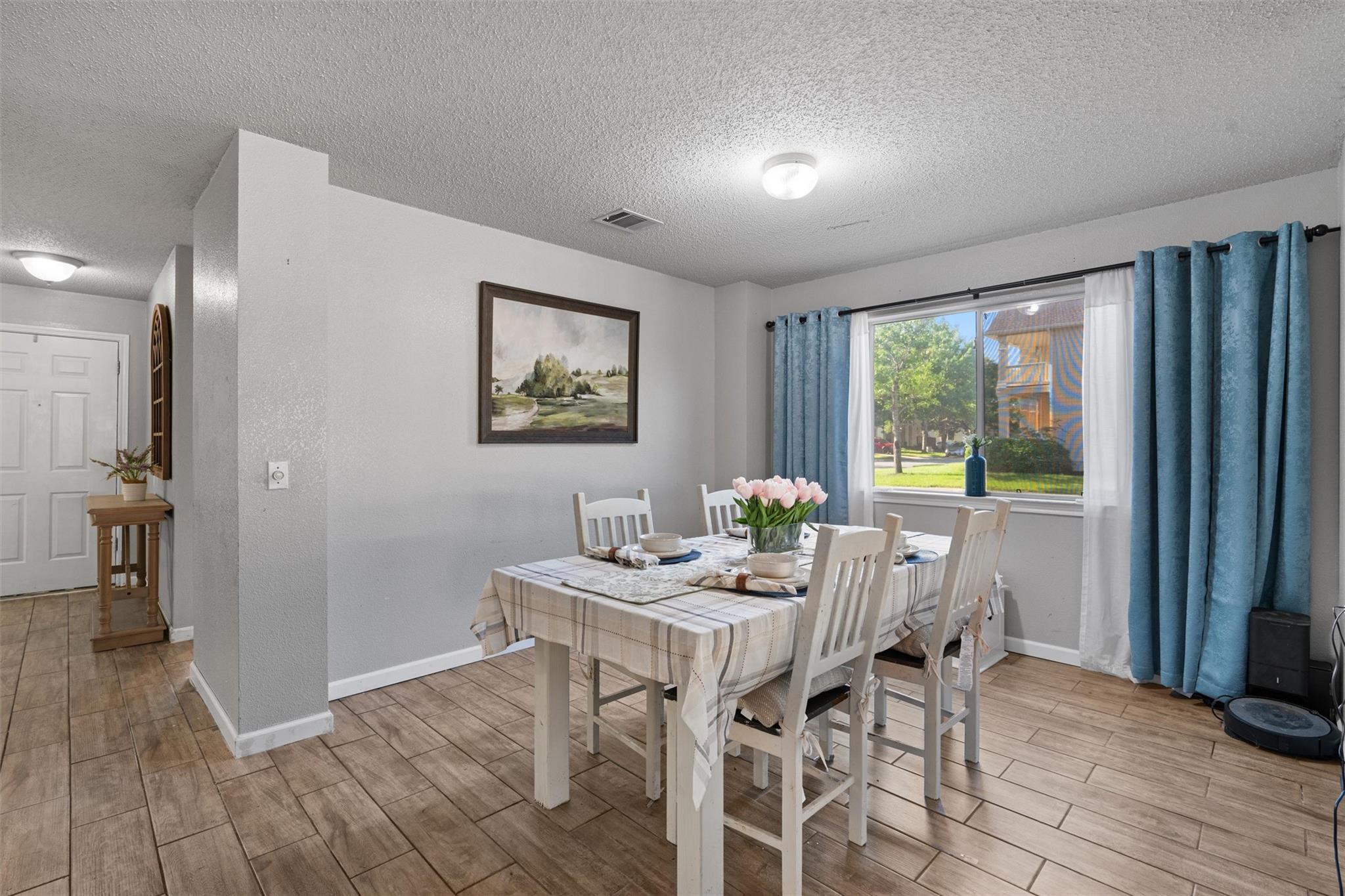 372 Tobin Dr, Buda, TX 78610