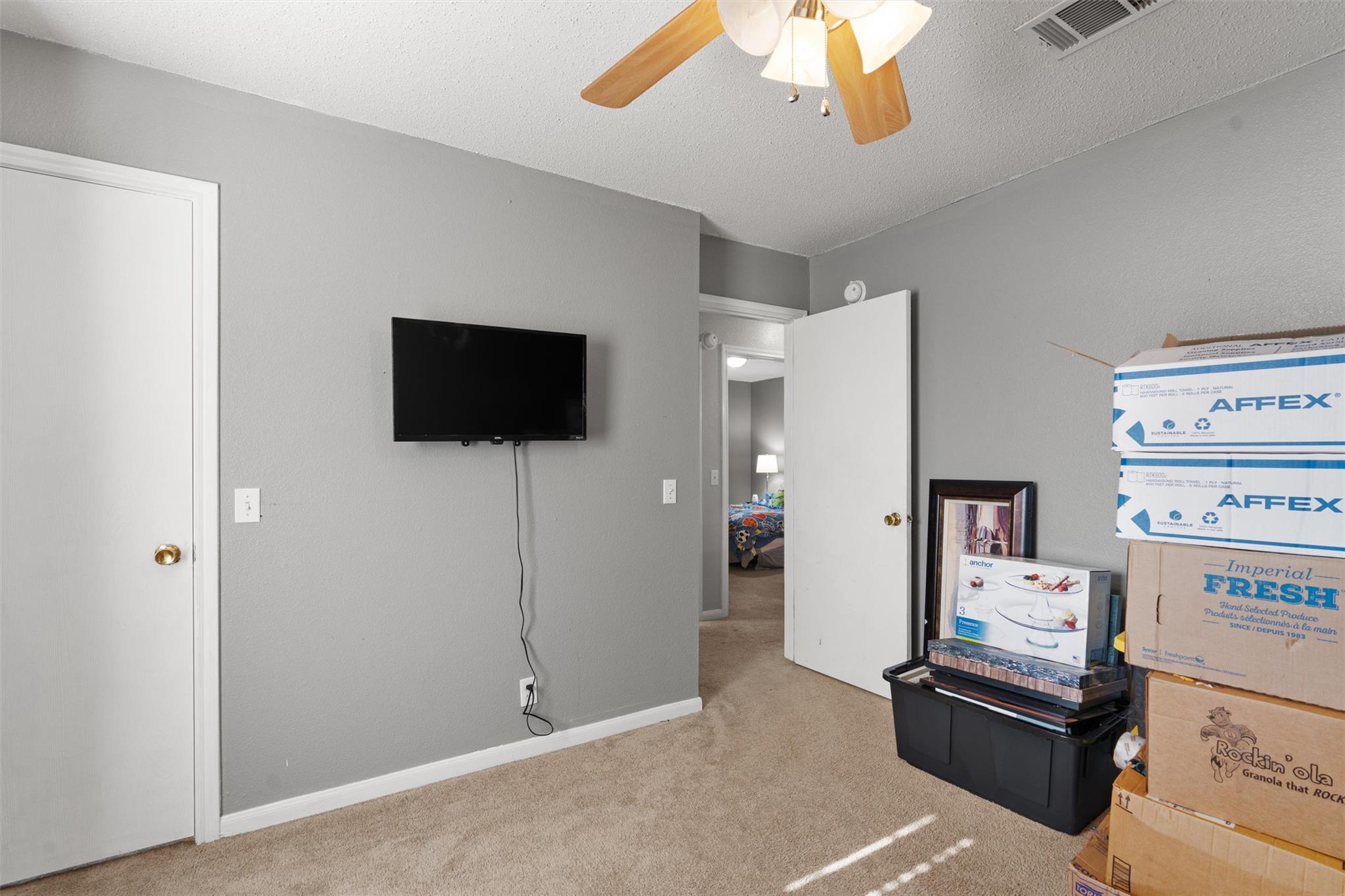372 Tobin Dr, Buda, TX 78610