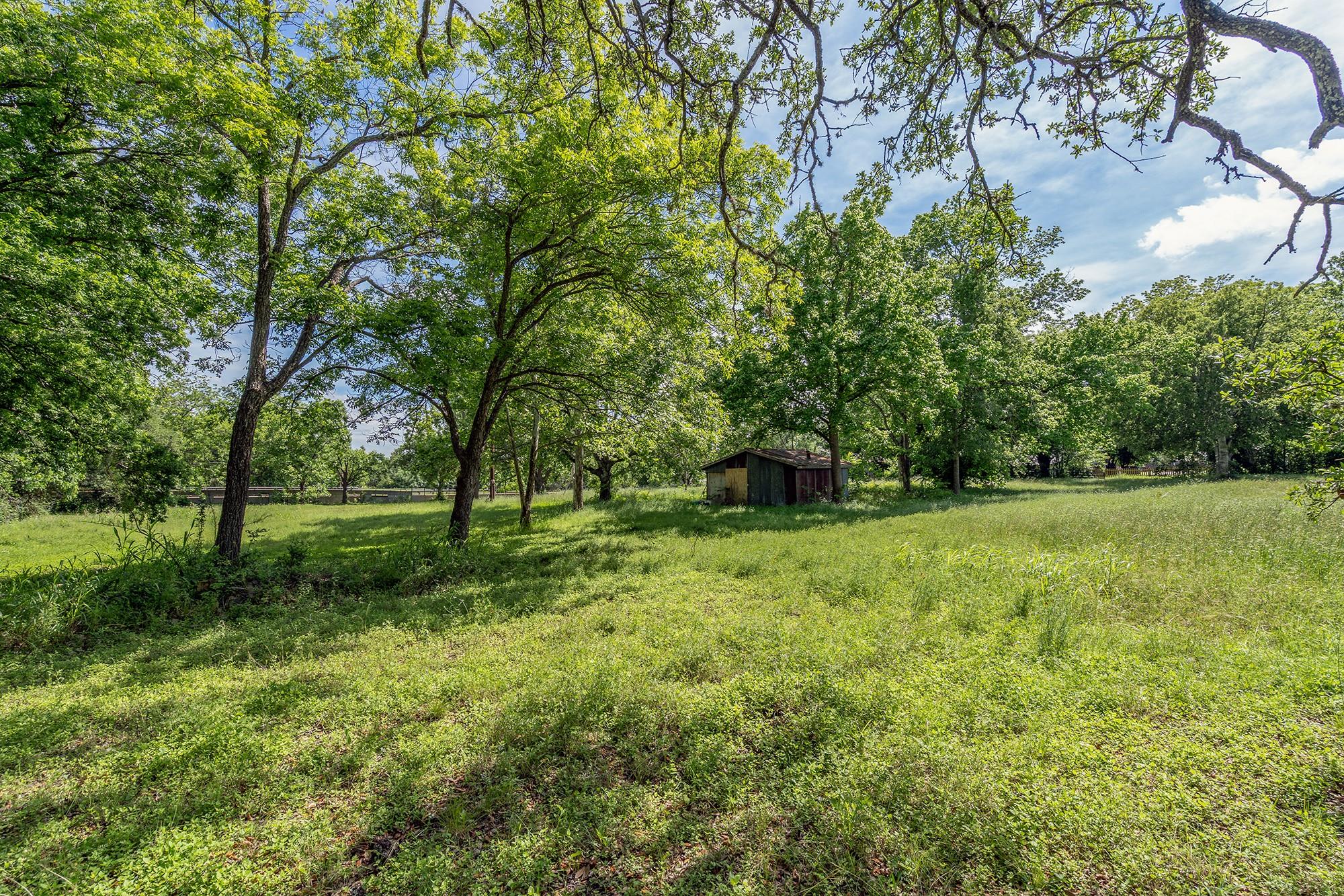 700 Main St, Liberty Hill, TX 78642