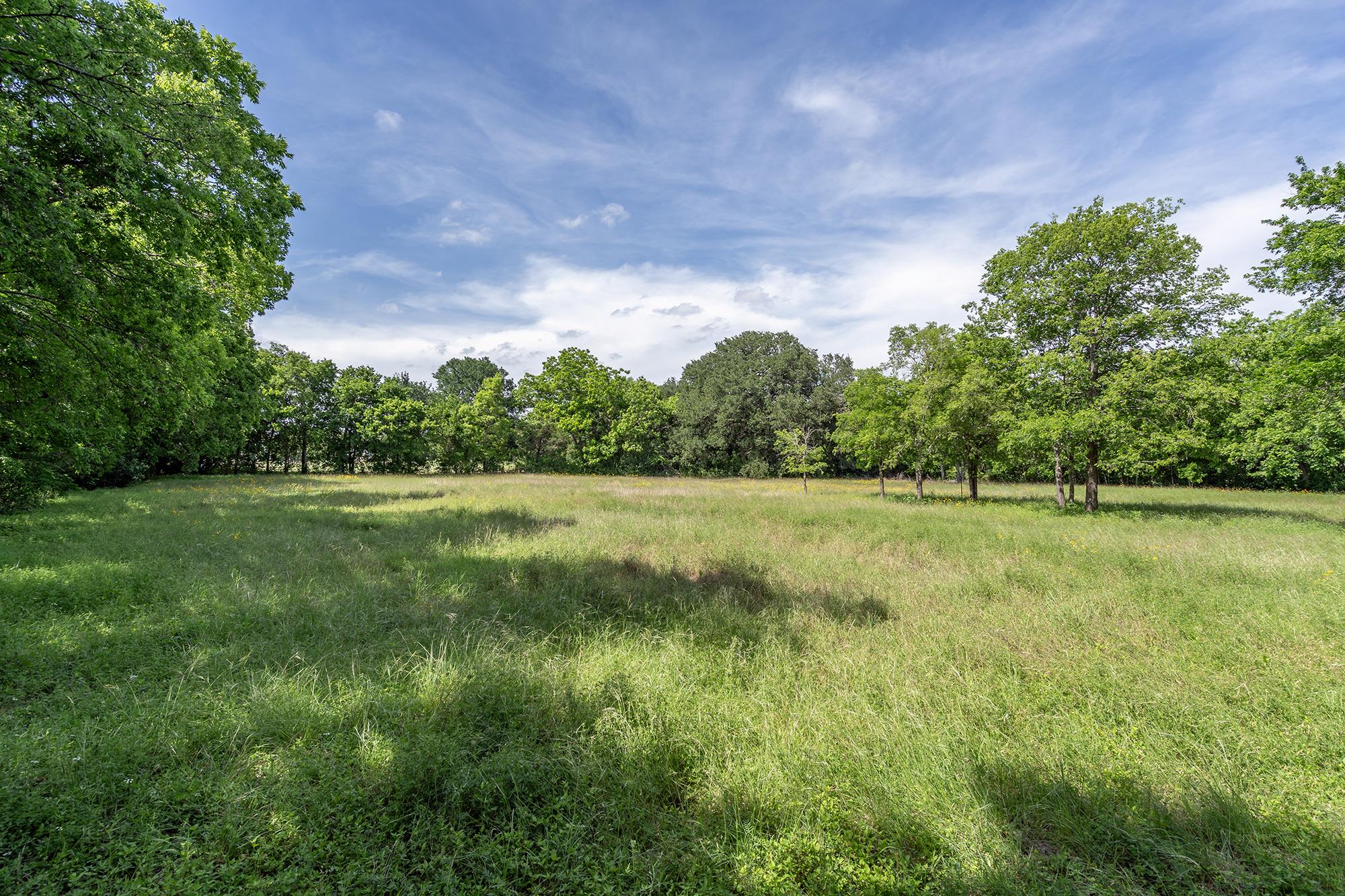 700 Main St, Liberty Hill, TX 78642