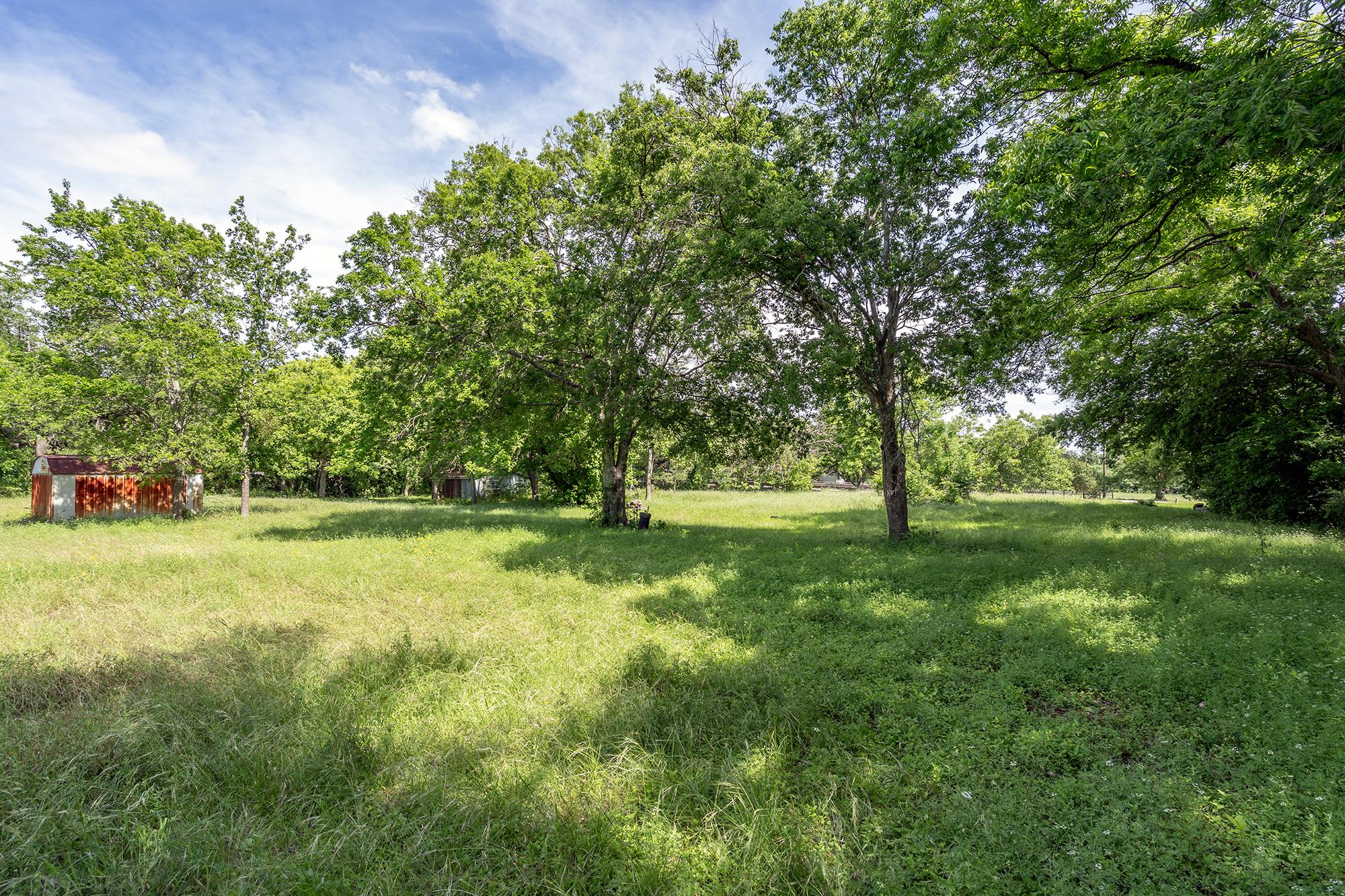 700 Main St, Liberty Hill, TX 78642