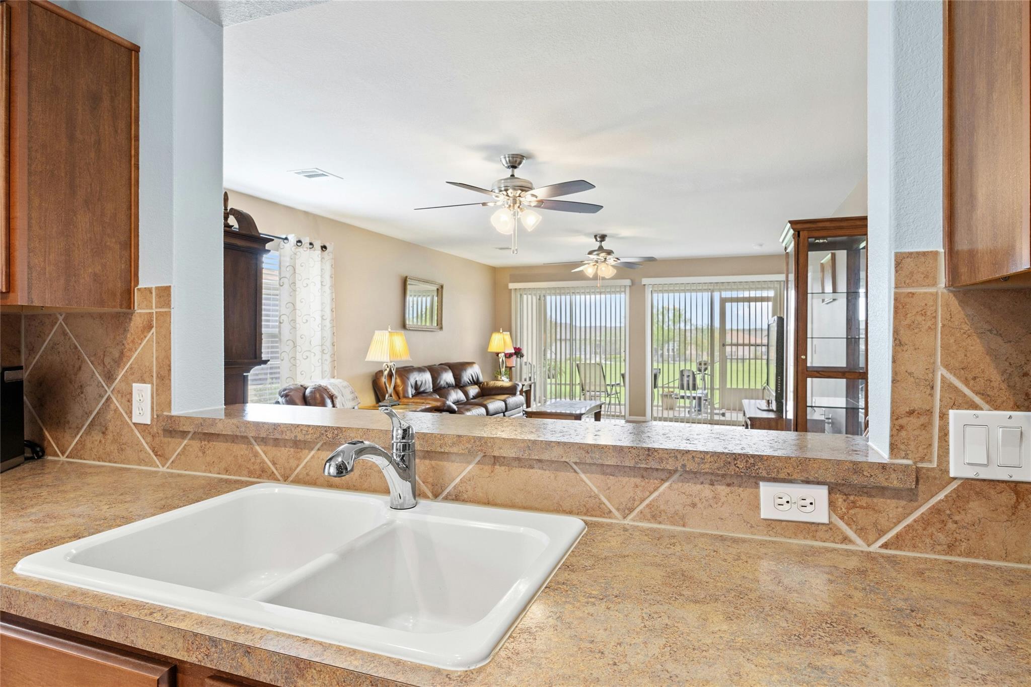 104 Monument Hill Trl, Georgetown, TX 78633