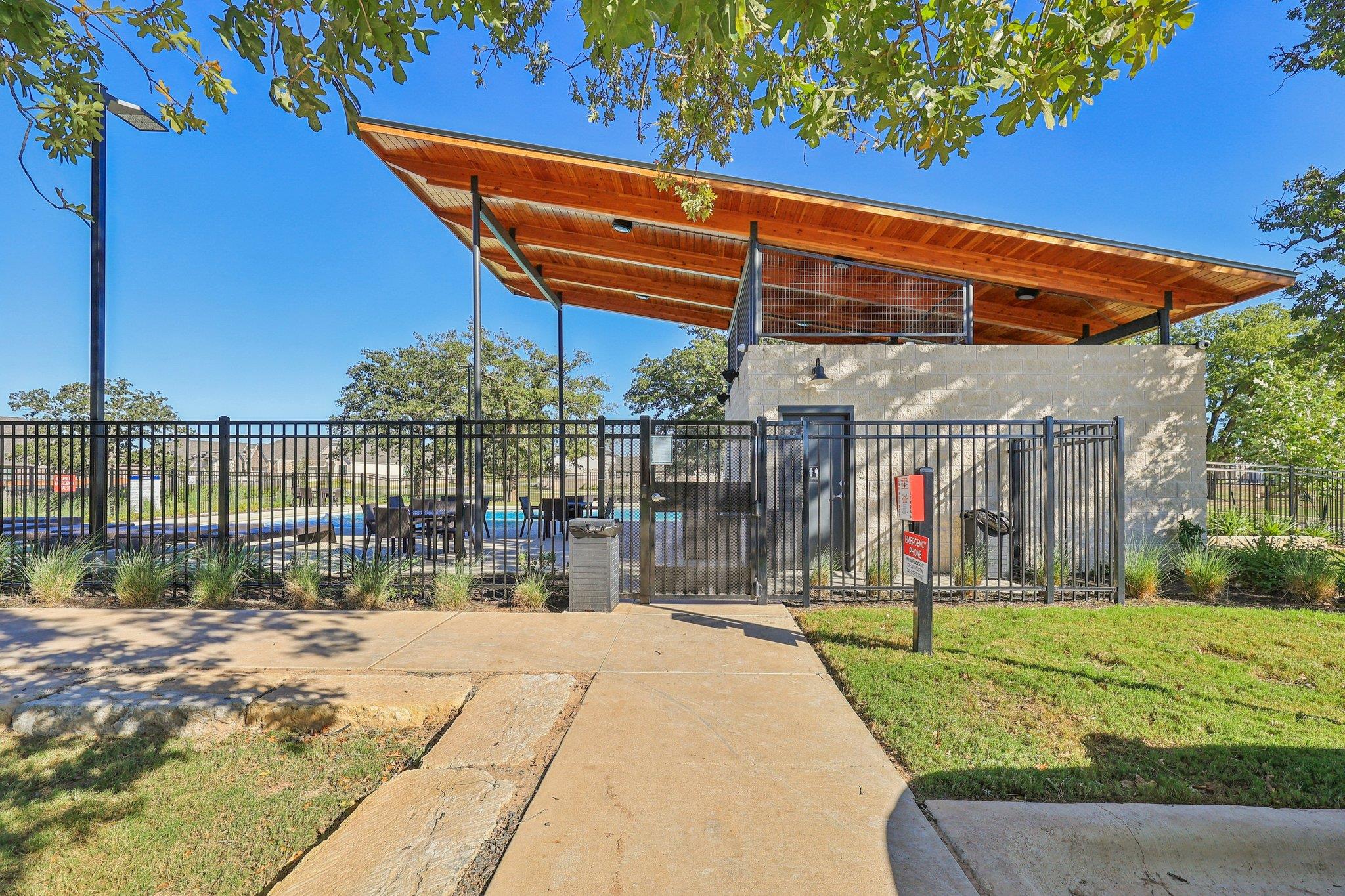 133 Plumbago Loop, Bastrop, TX 78602