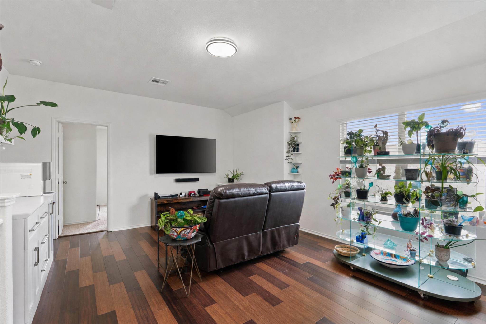832 Mallow Rd, Leander, TX 78641