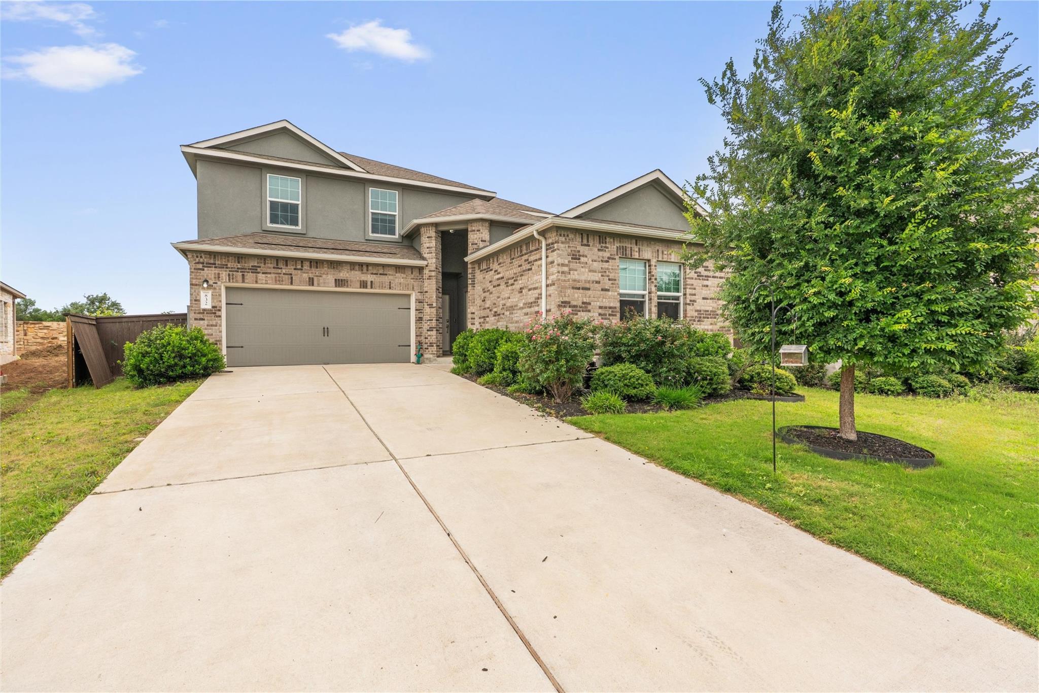 832 Mallow Rd, Leander, TX 78641