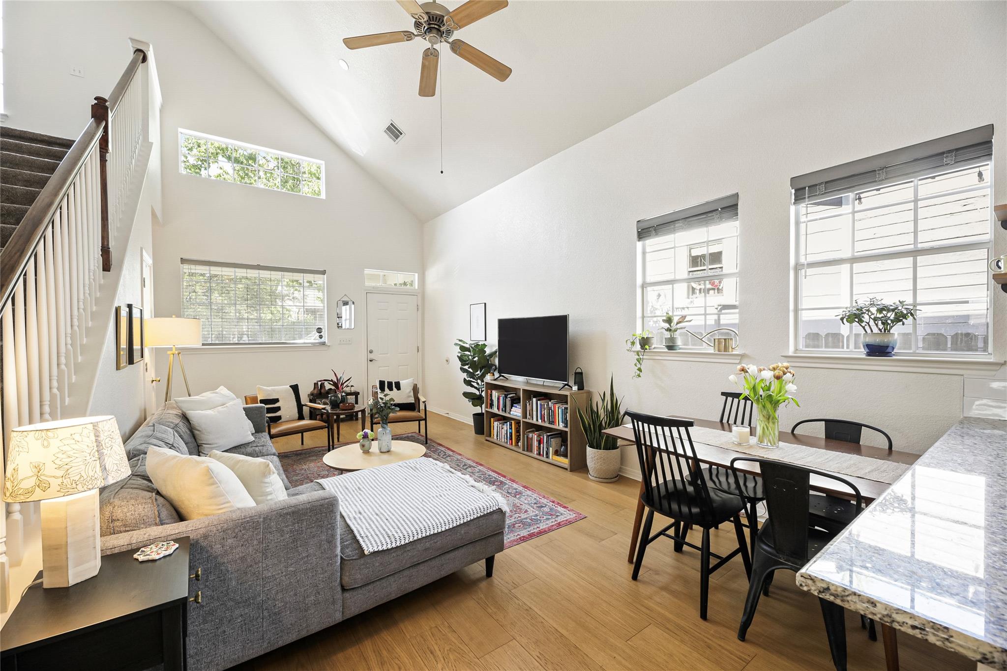 2921 E 14th St, Austin, TX 78702