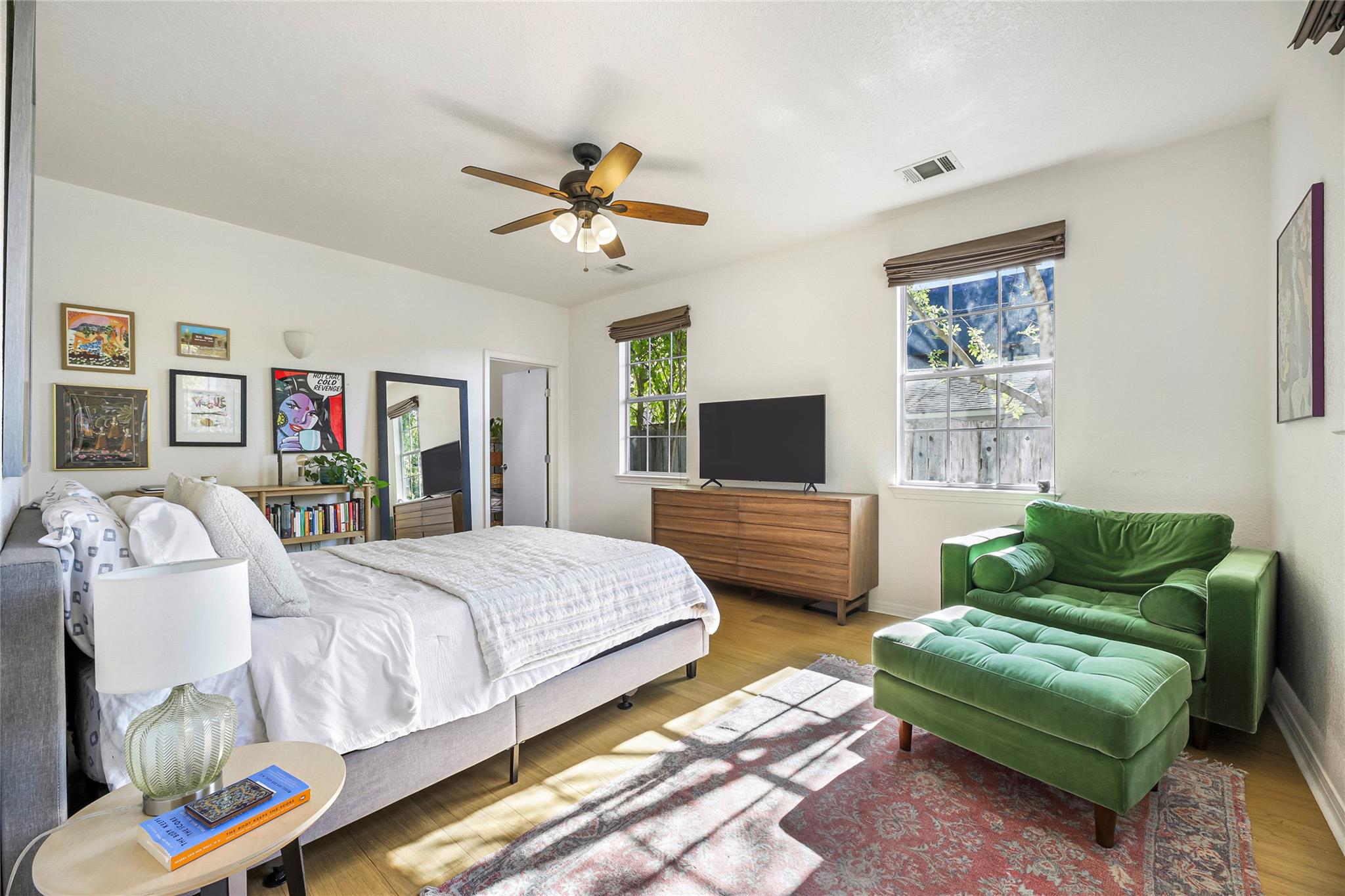 2921 E 14th St, Austin, TX 78702