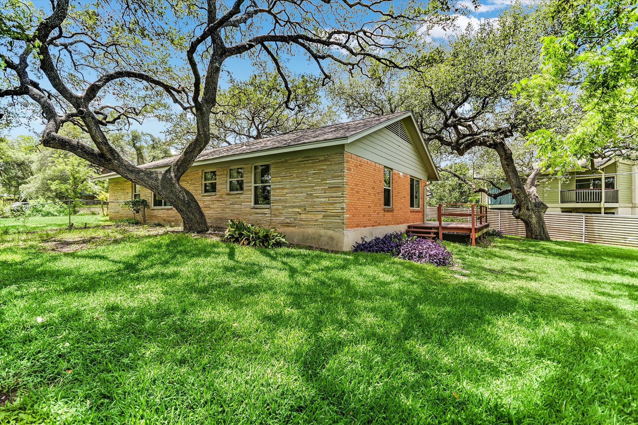 502 Sunset Cir, Austin, TX 78704