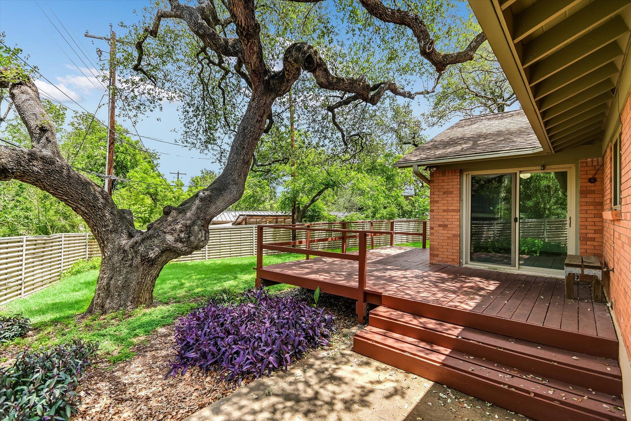 502 Sunset Cir, Austin, TX 78704