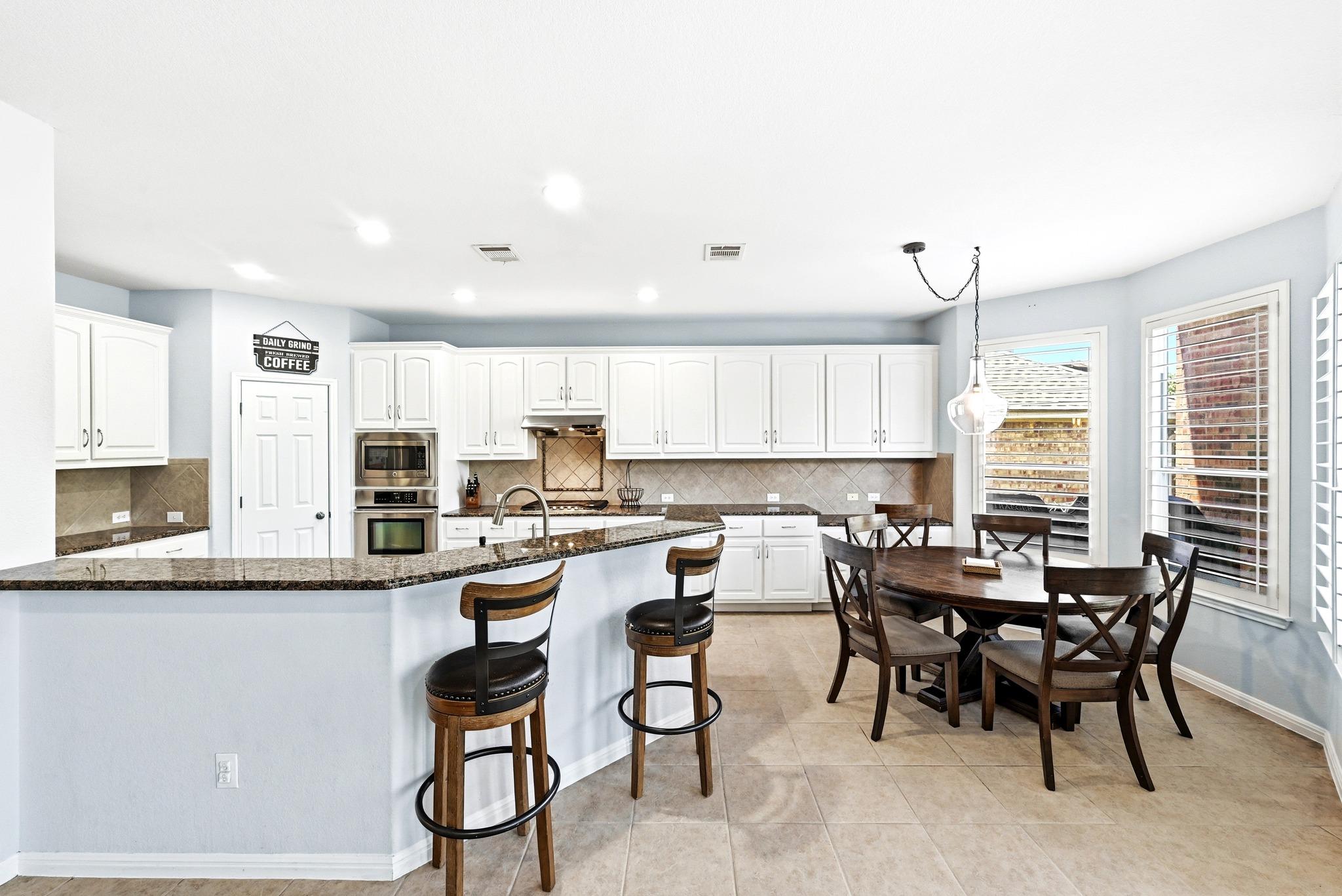 5720 Sunset Rdg, Austin, TX 78735