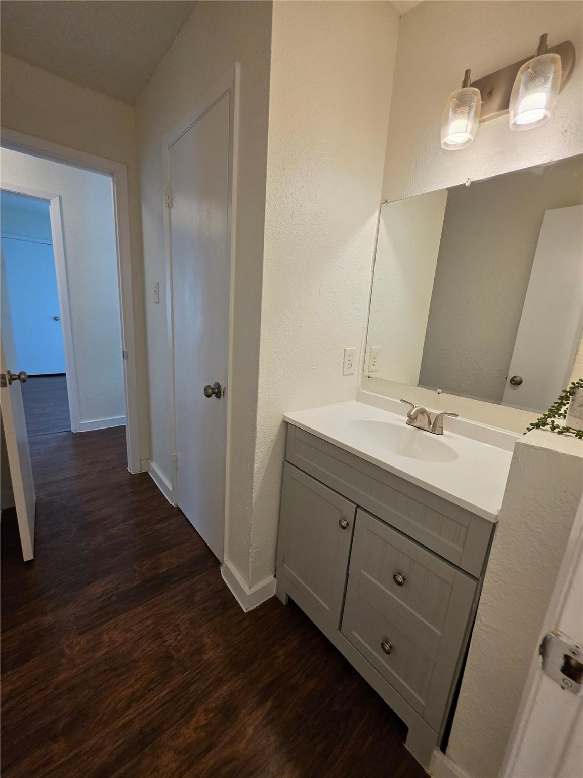 6919 Shannon Dr, Austin, TX 78724