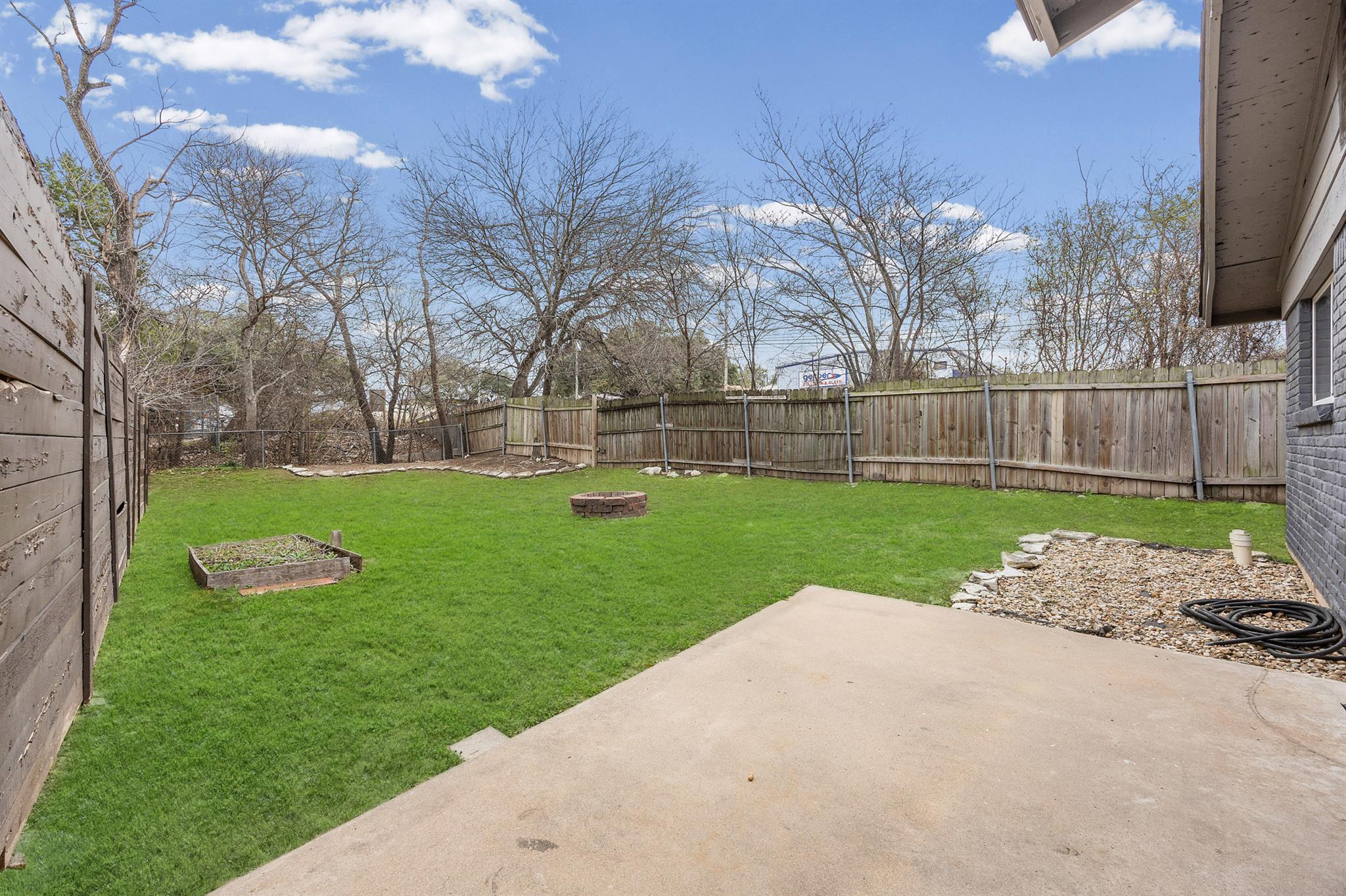 11301 Oakwood Dr # B, Austin, TX 78753