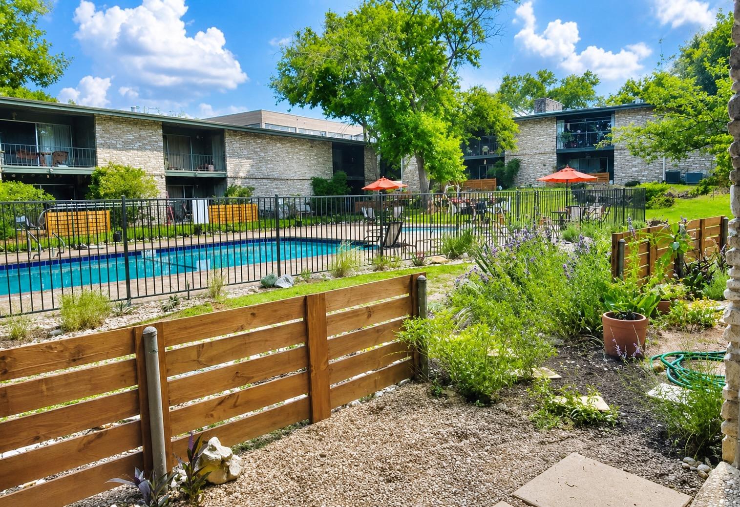 1304 Mariposa Dr # 114, Austin, TX 78704
