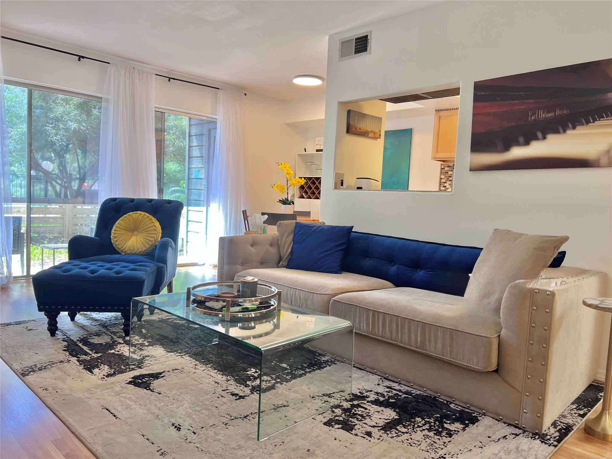 1304 Mariposa Dr # 114, Austin, TX 78704