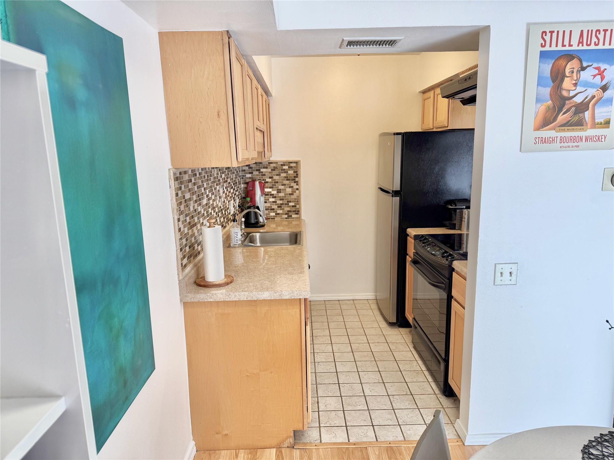 1304 Mariposa Dr # 114, Austin, TX 78704