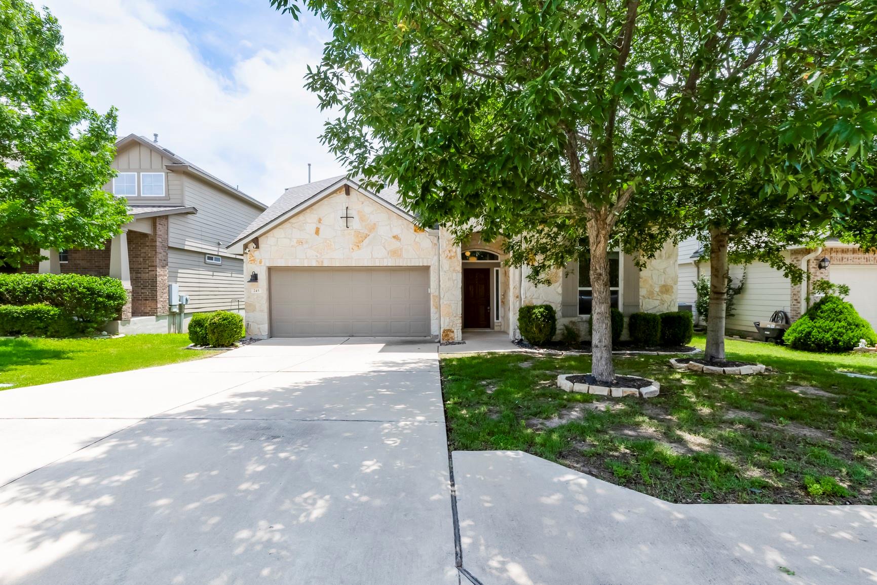 245 Deep Creek Dr, Georgetown, TX 78626