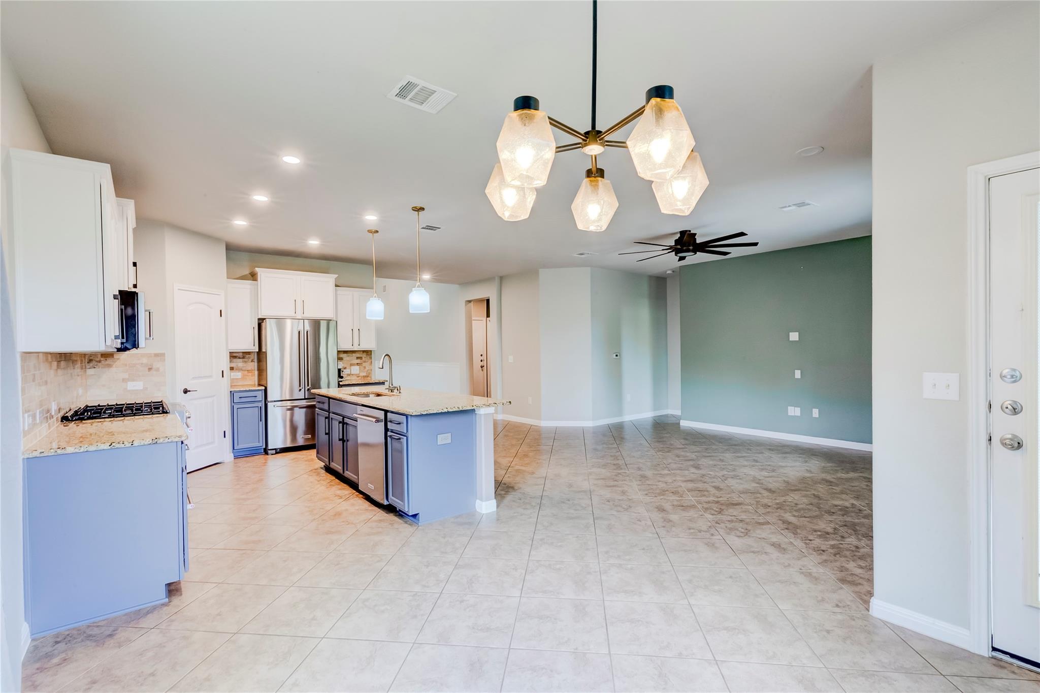 245 Deep Creek Dr, Georgetown, TX 78626