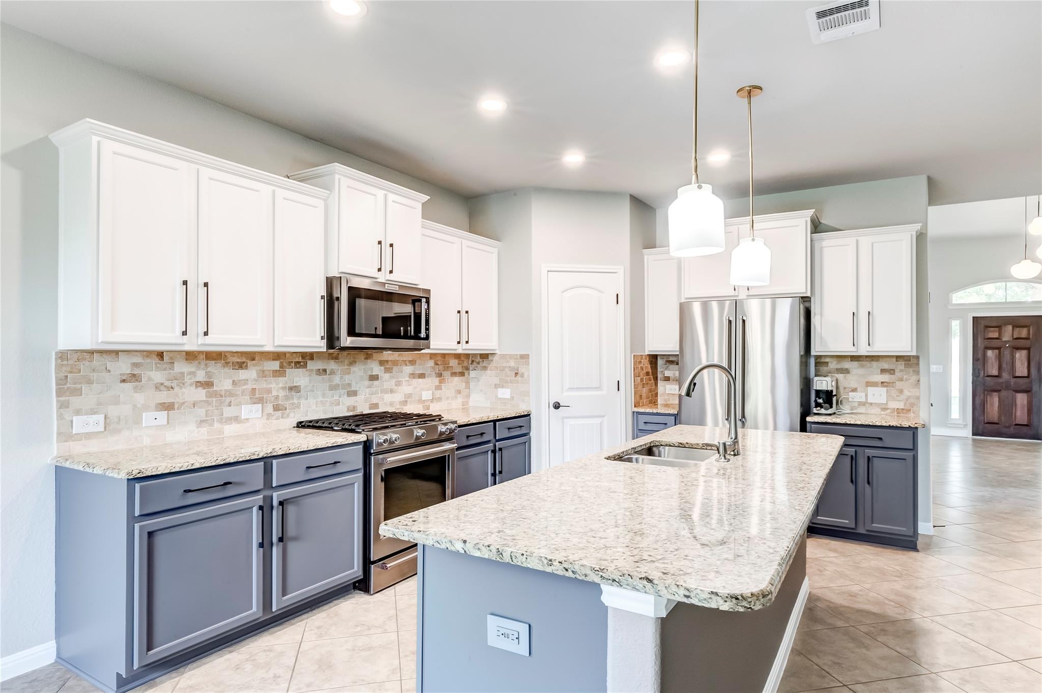 245 Deep Creek Dr, Georgetown, TX 78626