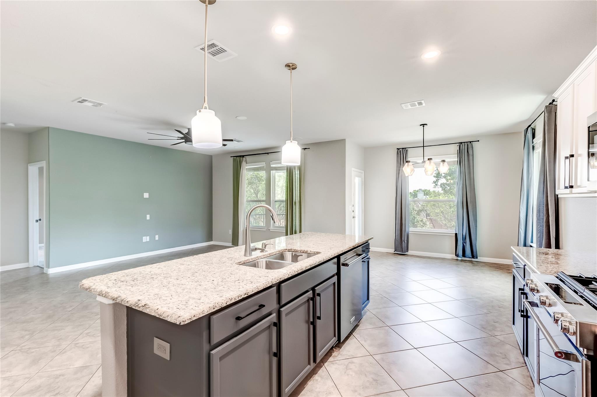 245 Deep Creek Dr, Georgetown, TX 78626