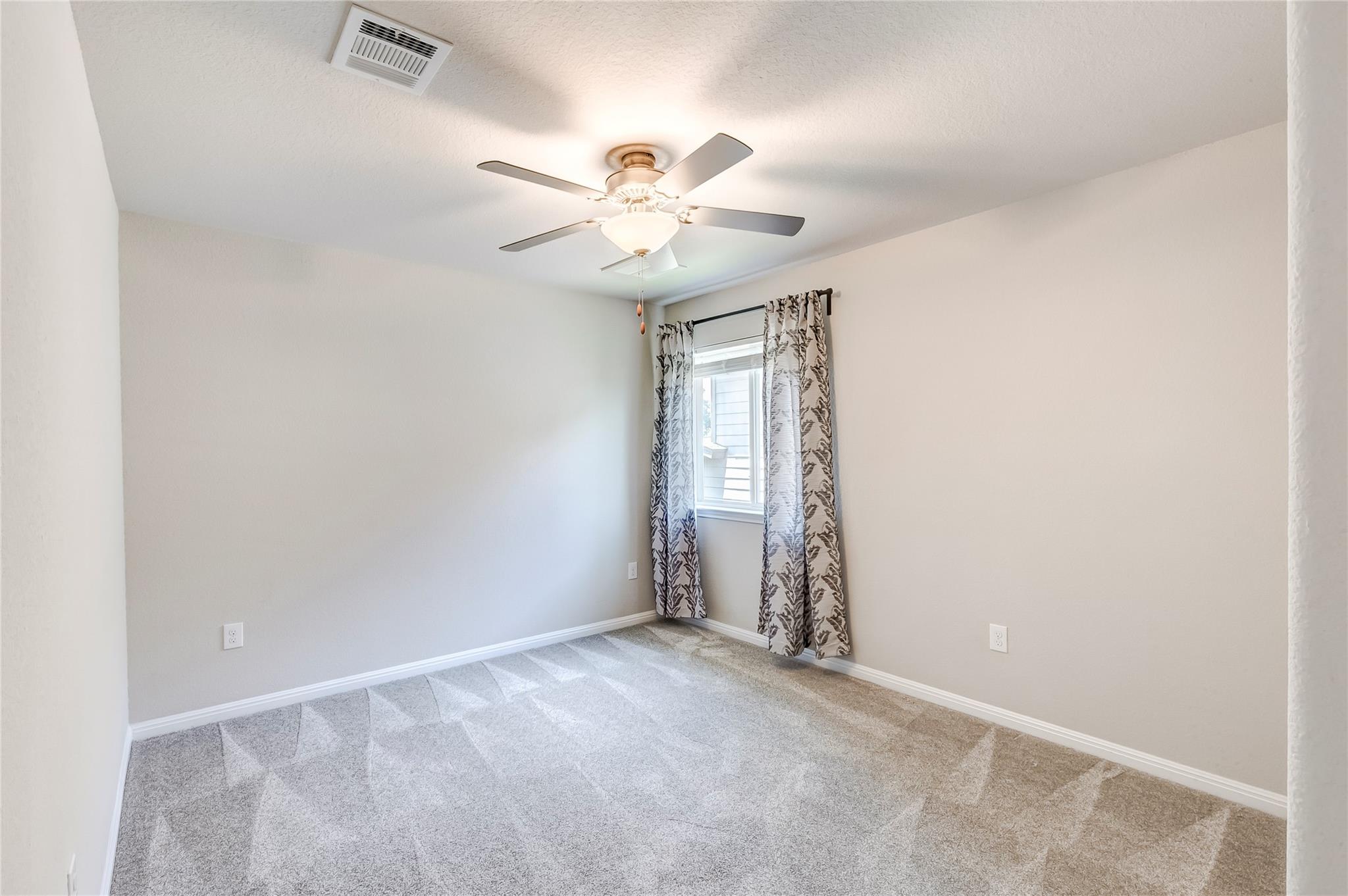 245 Deep Creek Dr, Georgetown, TX 78626