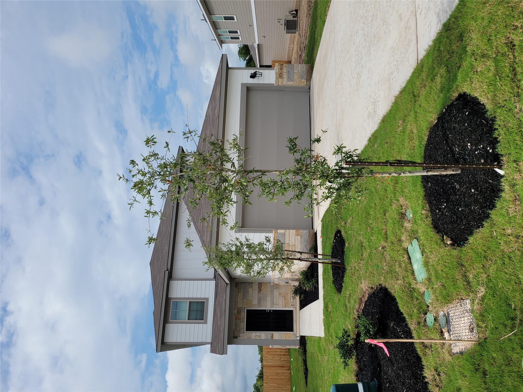 131 Wild Wind Cv, Jarrell, TX 76537