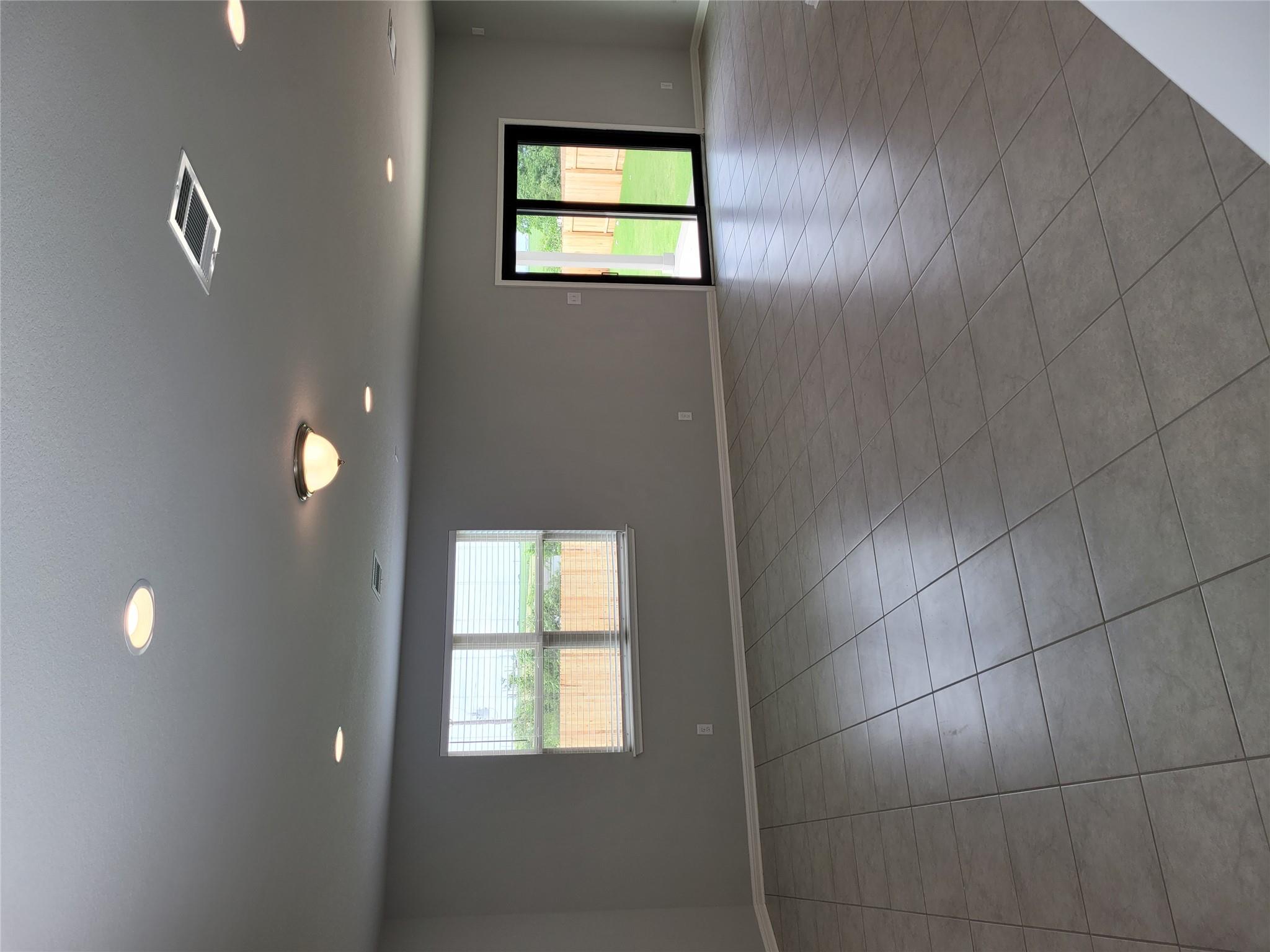 131 Wild Wind Cv, Jarrell, TX 76537