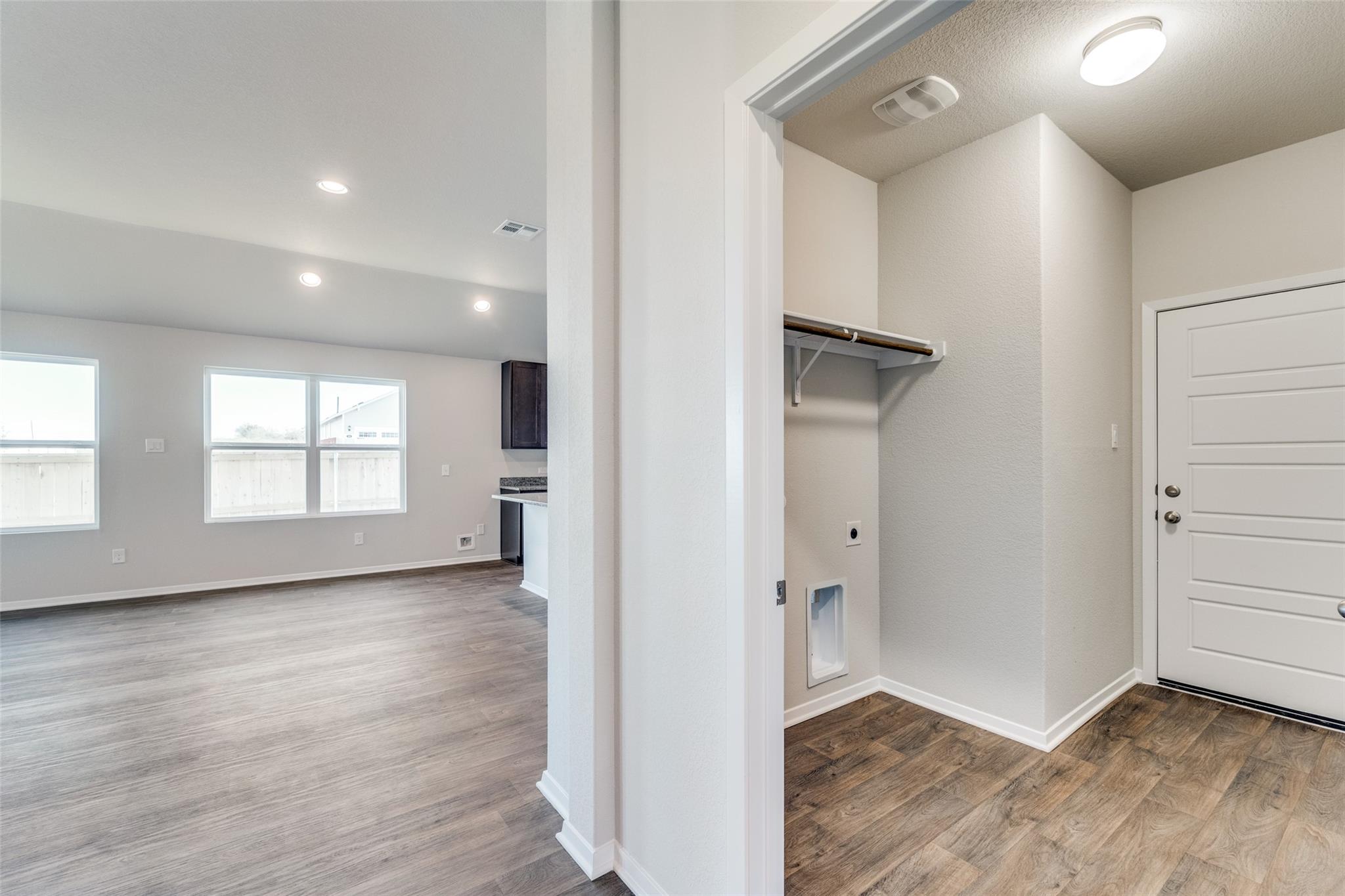 155 Shugart St, San Marcos, TX 78666