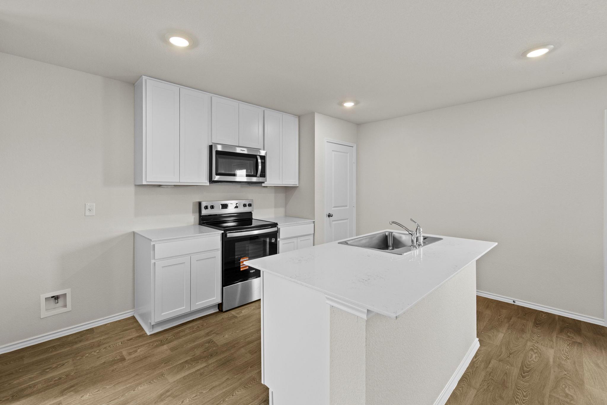 2121 Windflower Ln, Luling, TX 78648