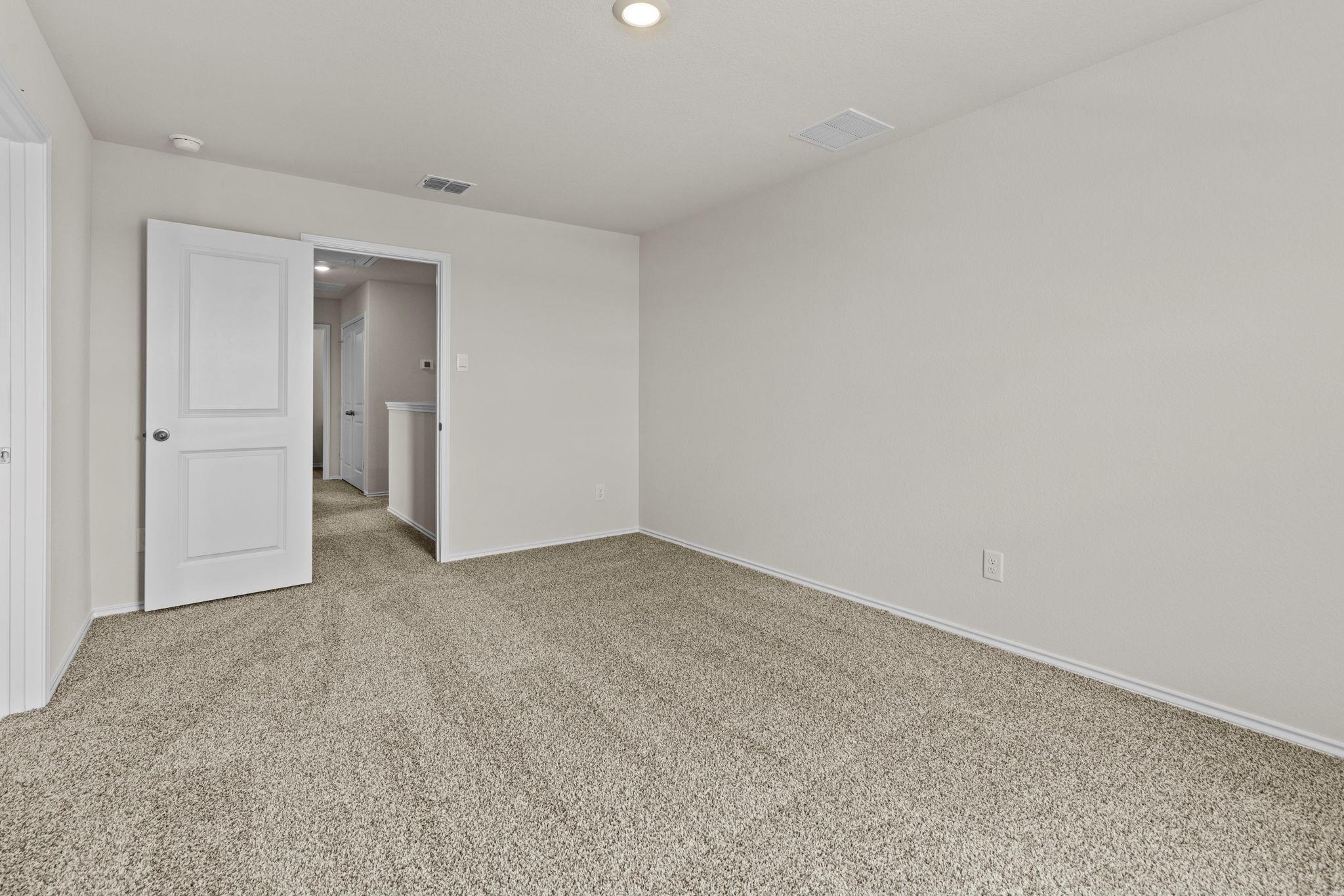 2121 Windflower Ln, Luling, TX 78648
