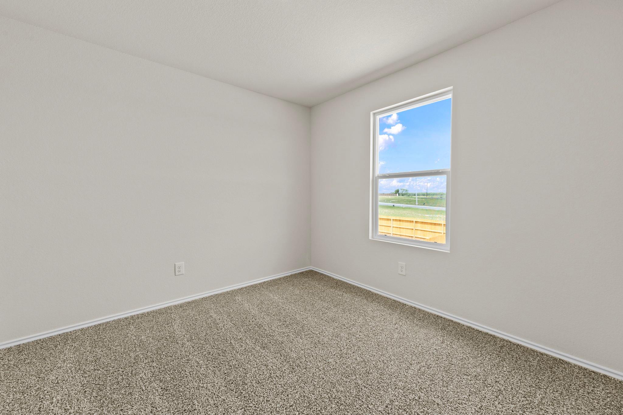 2121 Windflower Ln, Luling, TX 78648
